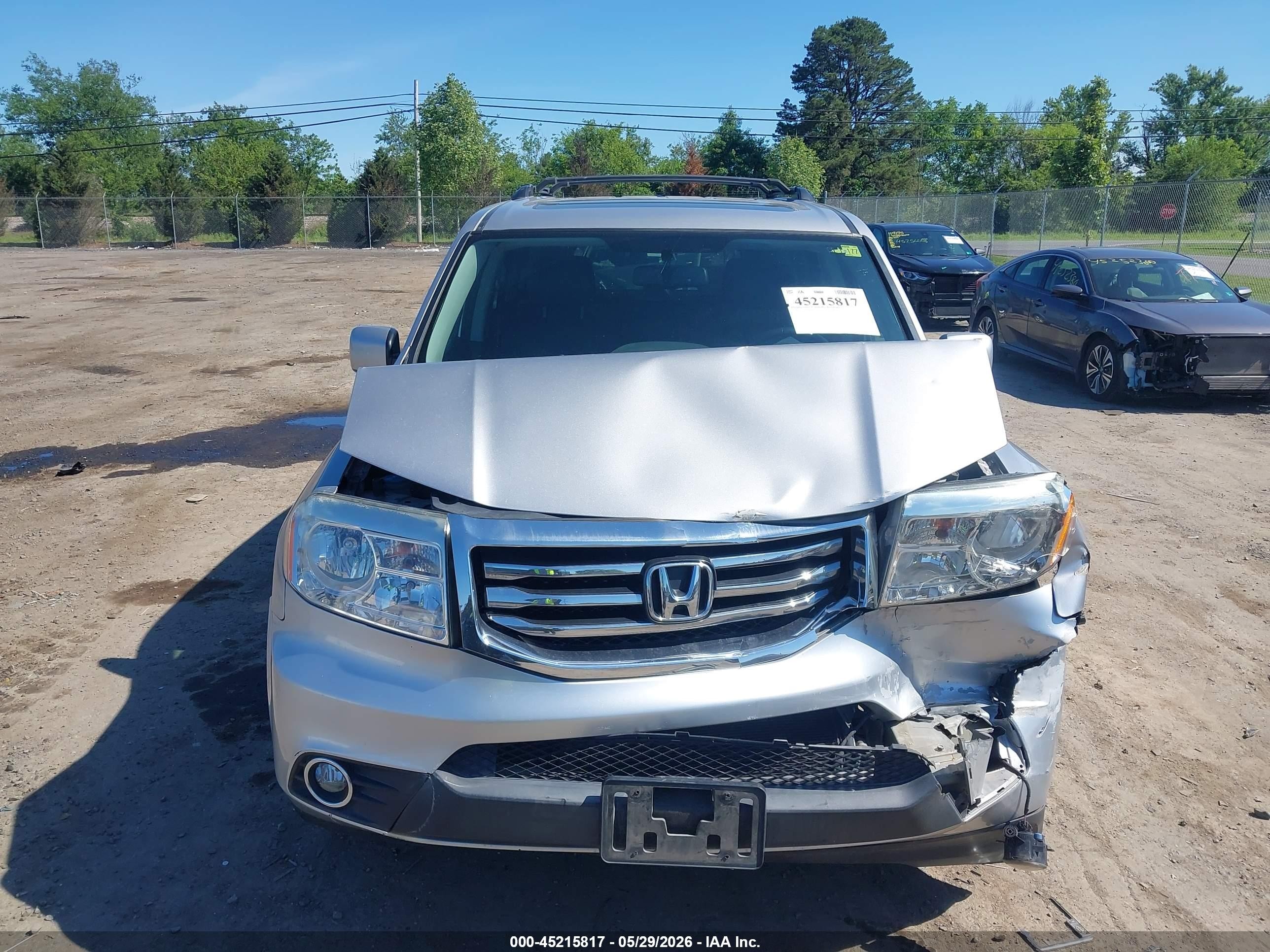 2014 Honda Pilot Ex-l Silver vin: 5FNYF4H52EB027895