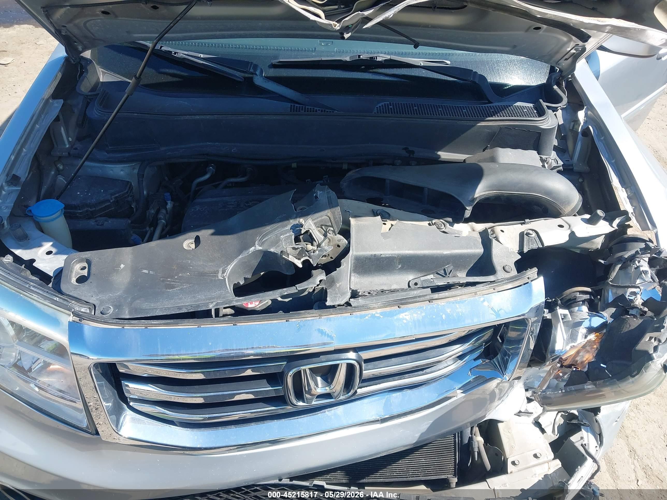 2014 Honda Pilot Ex-l Silver vin: 5FNYF4H52EB027895