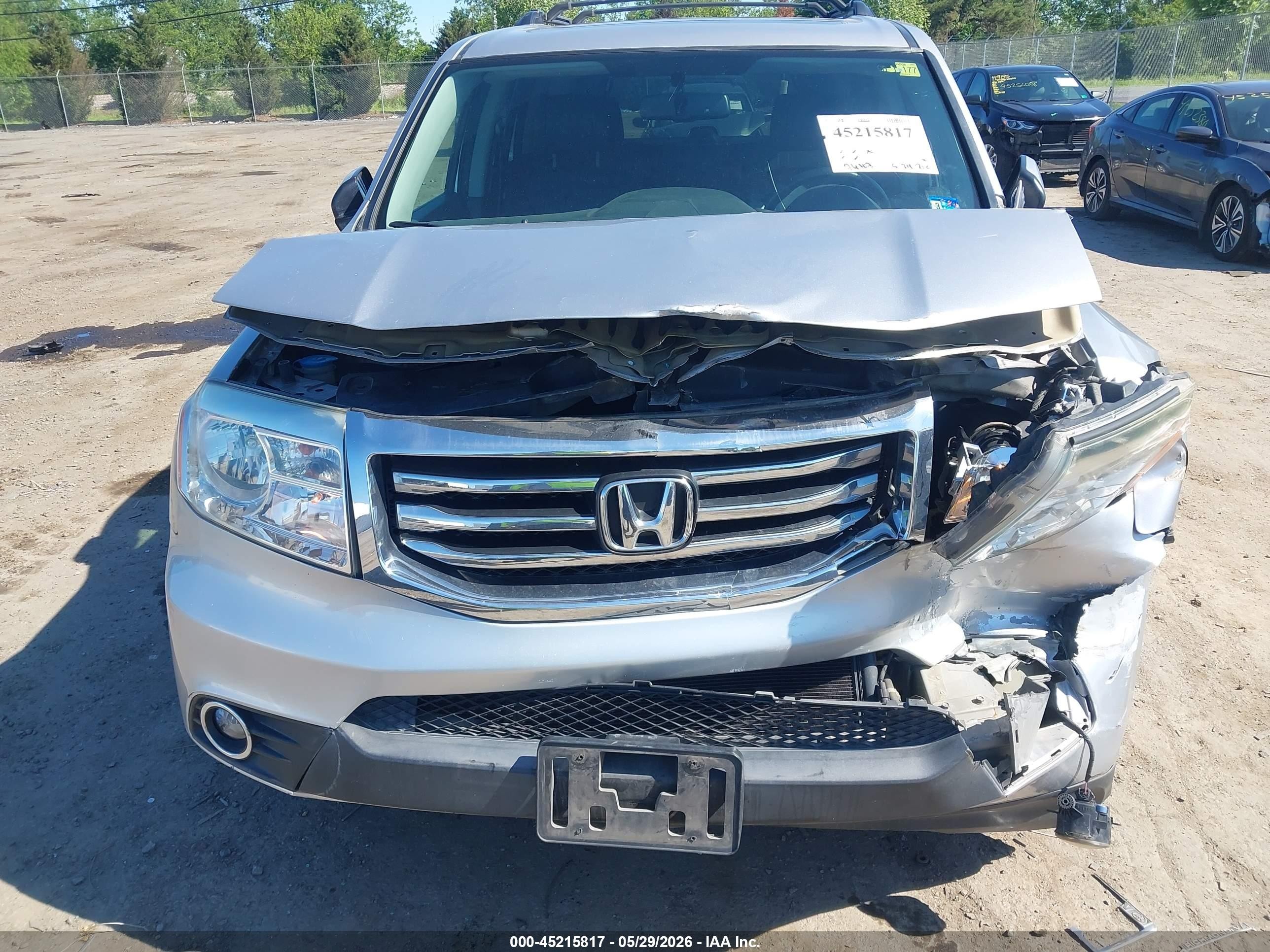2014 Honda Pilot Ex-l Silver vin: 5FNYF4H52EB027895
