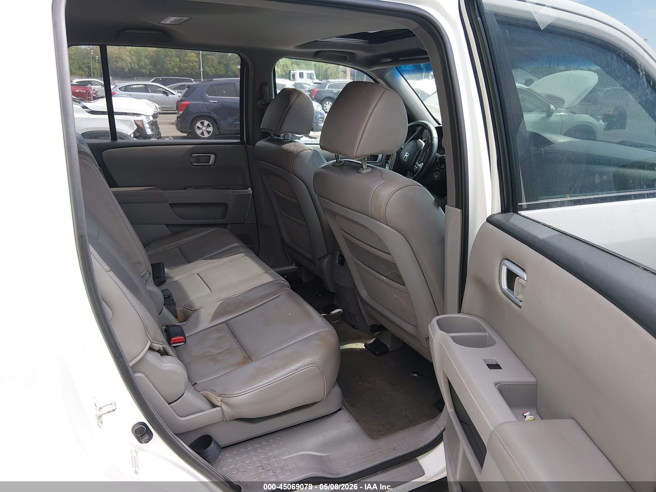 2015 Honda Pilot Ex-l White vin: 5FNYF4H52FB003582