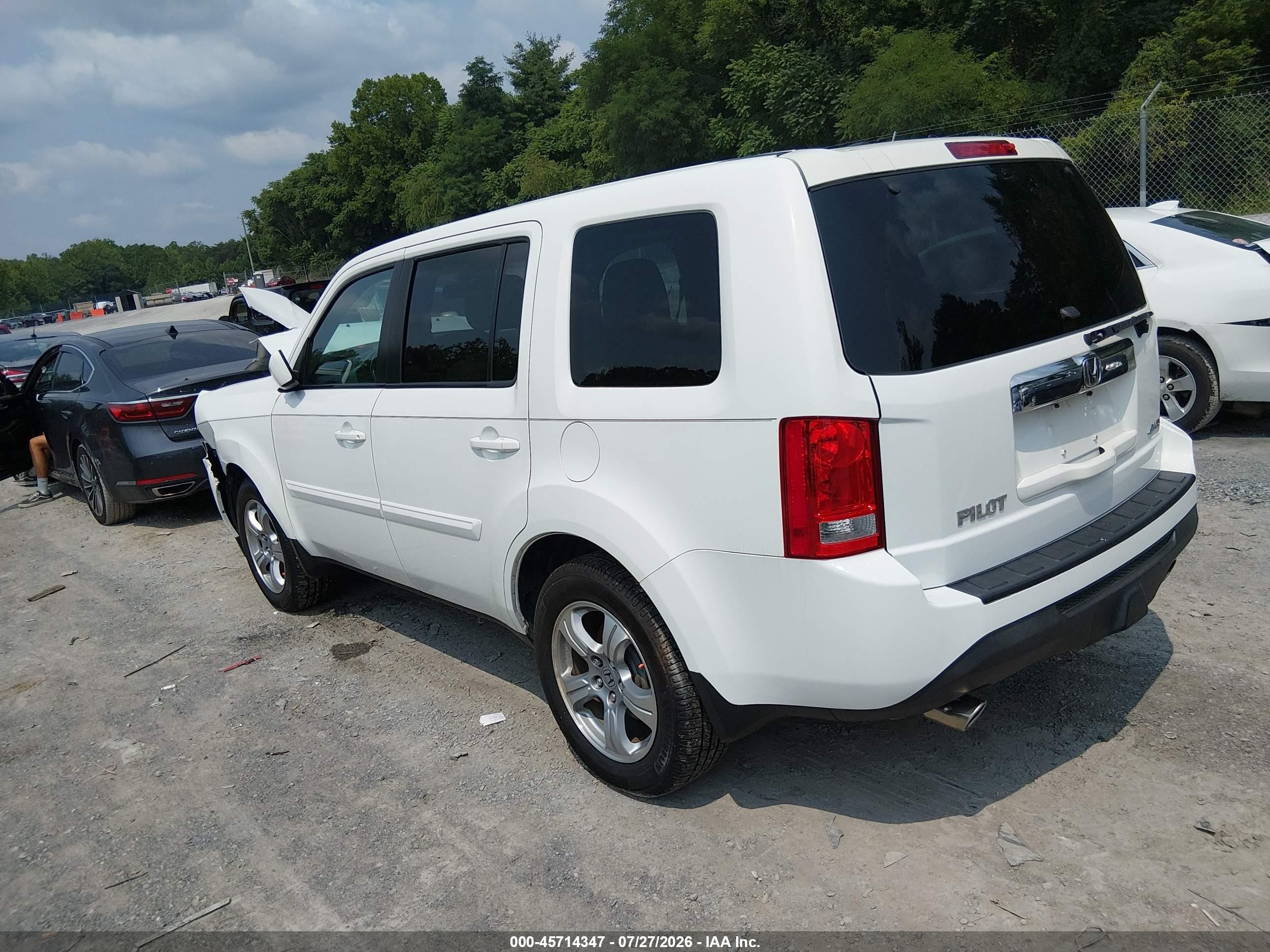 2015 Honda Pilot Ex-l White vin: 5FNYF4H52FB009740