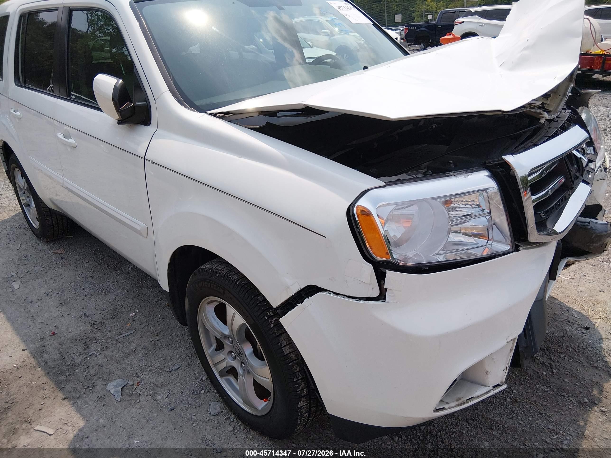 2015 Honda Pilot Ex-l White vin: 5FNYF4H52FB009740