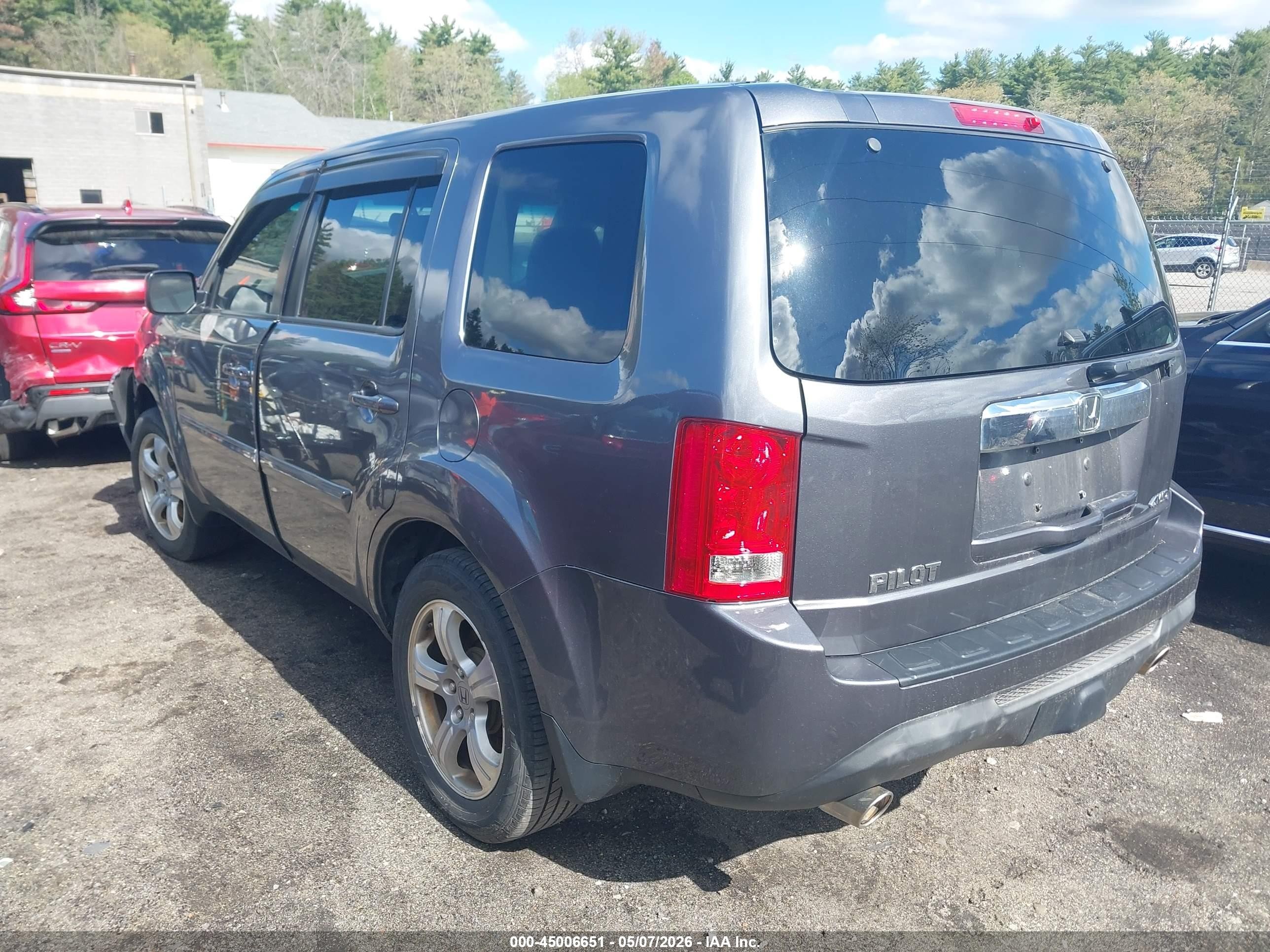 2015 Honda Pilot Ex-l Gray vin: 5FNYF4H52FB010709
