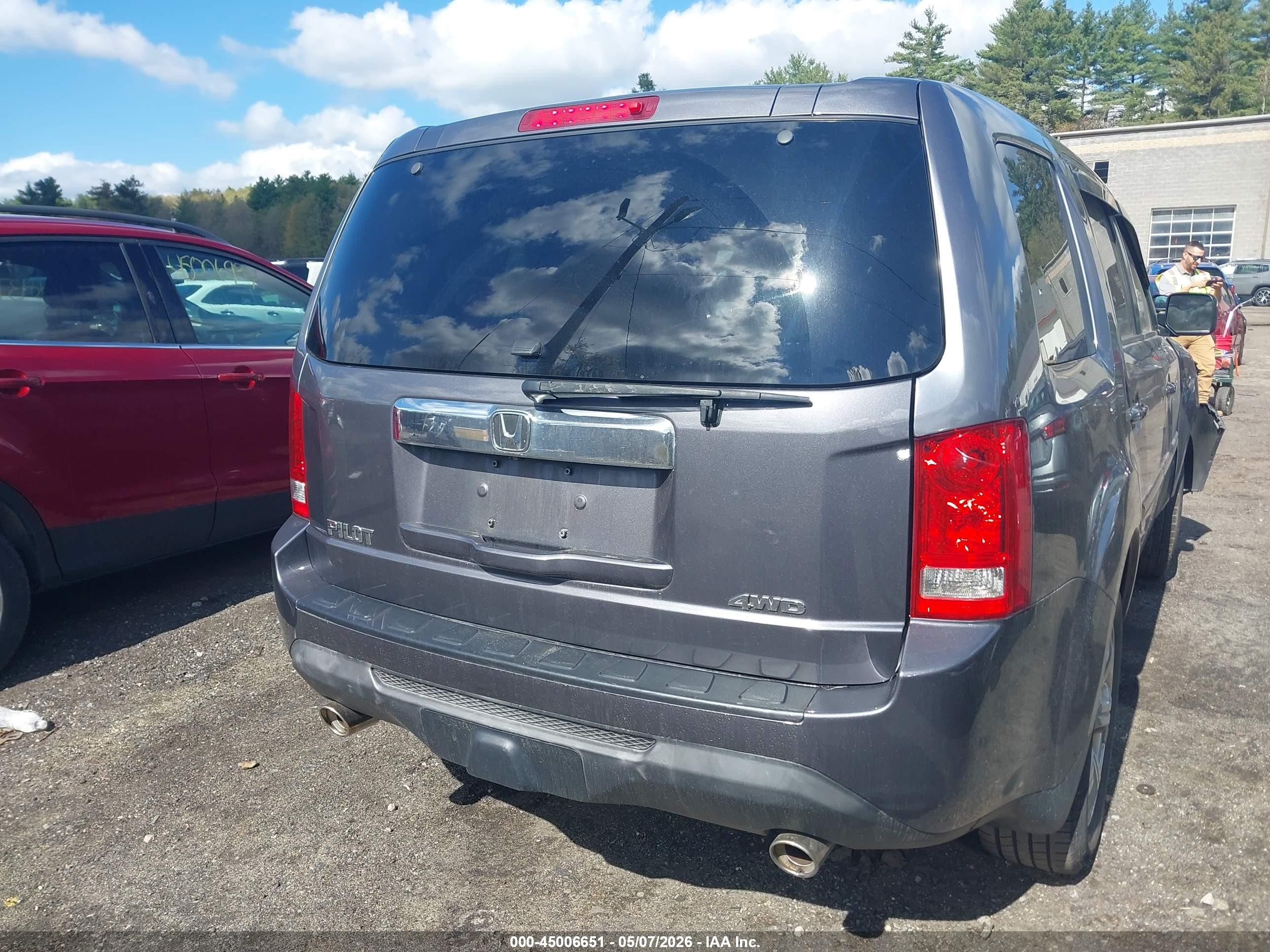 2015 Honda Pilot Ex-l Gray vin: 5FNYF4H52FB010709