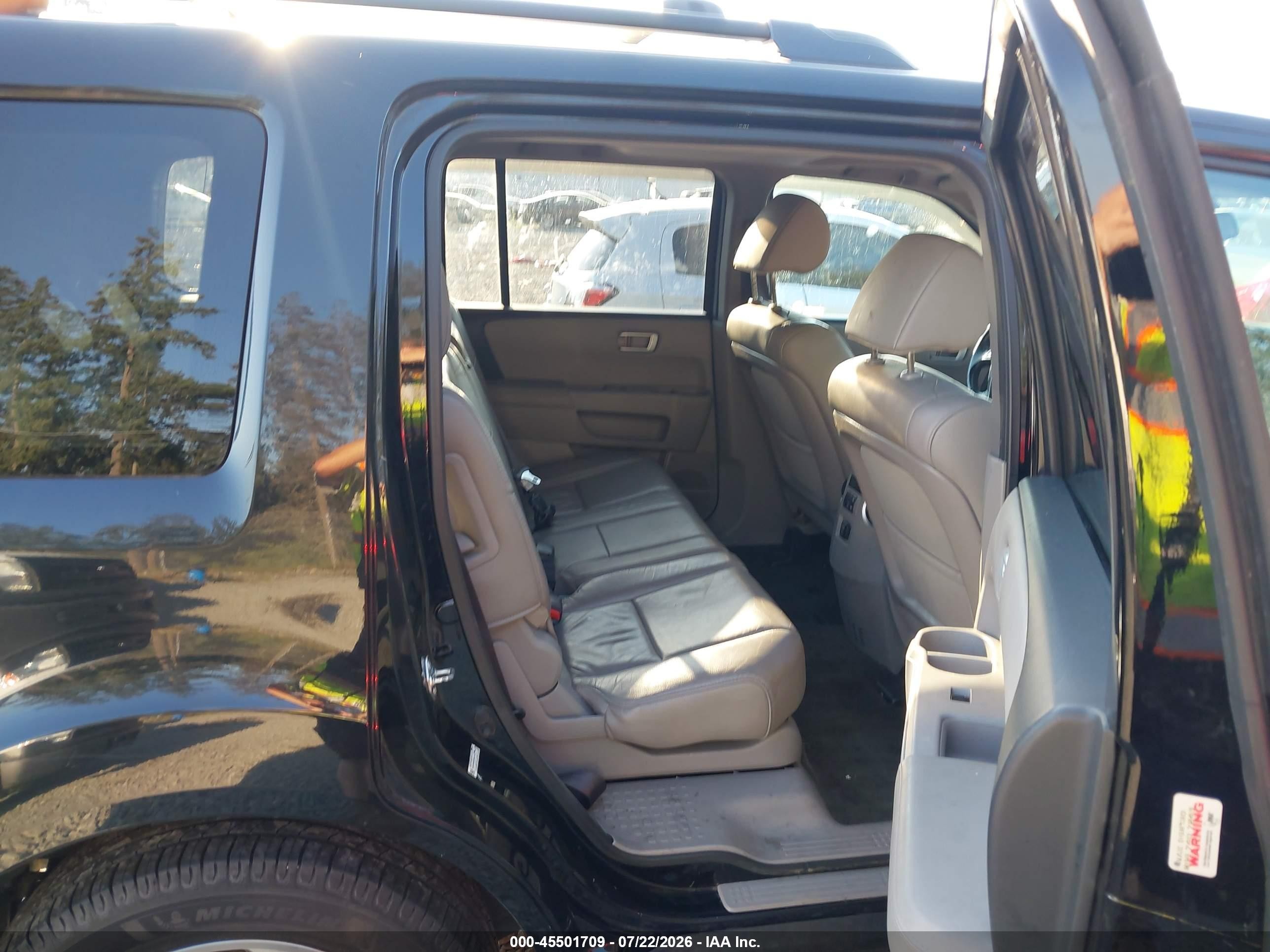 2015 Honda Pilot Ex-l Черный vin: 5FNYF4H52FB073700