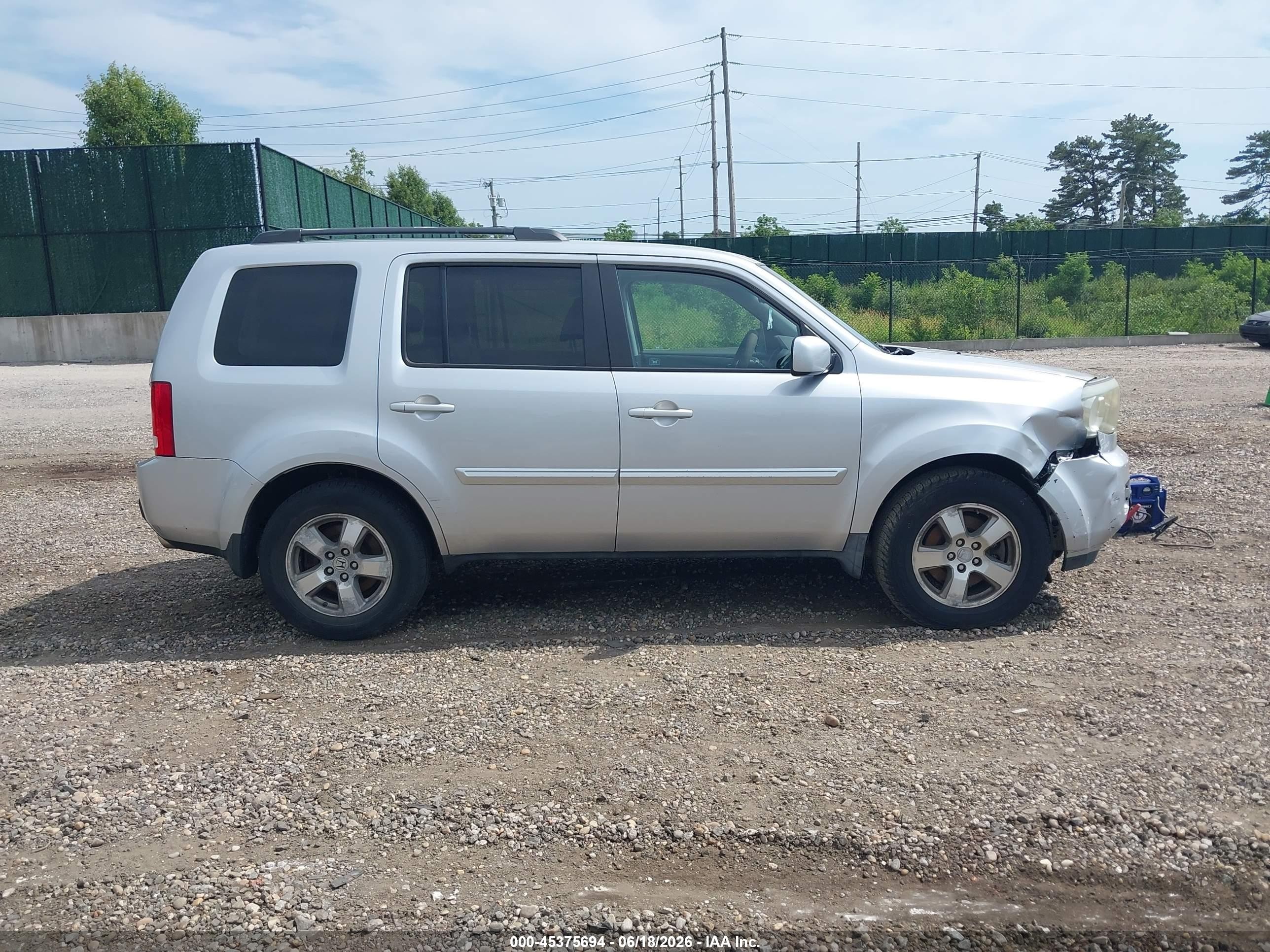 2011 Honda Pilot Ex-l Gray vin: 5FNYF4H53BB004380