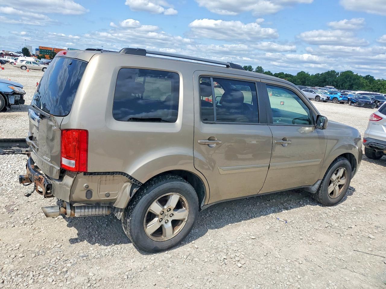2011 Honda Pilot Exl Gold vin: 5FNYF4H53BB010633