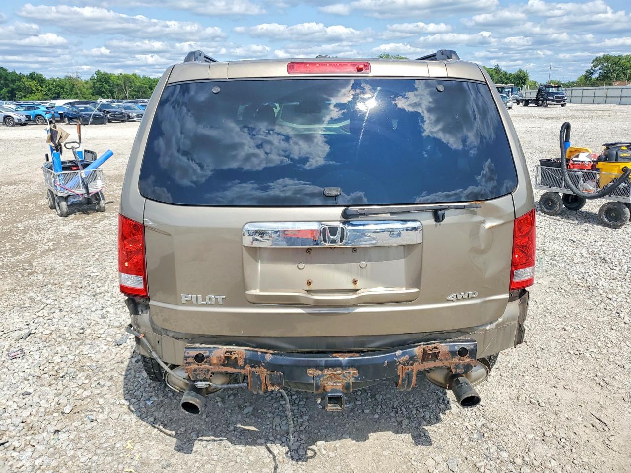 2011 Honda Pilot Exl Gold vin: 5FNYF4H53BB010633