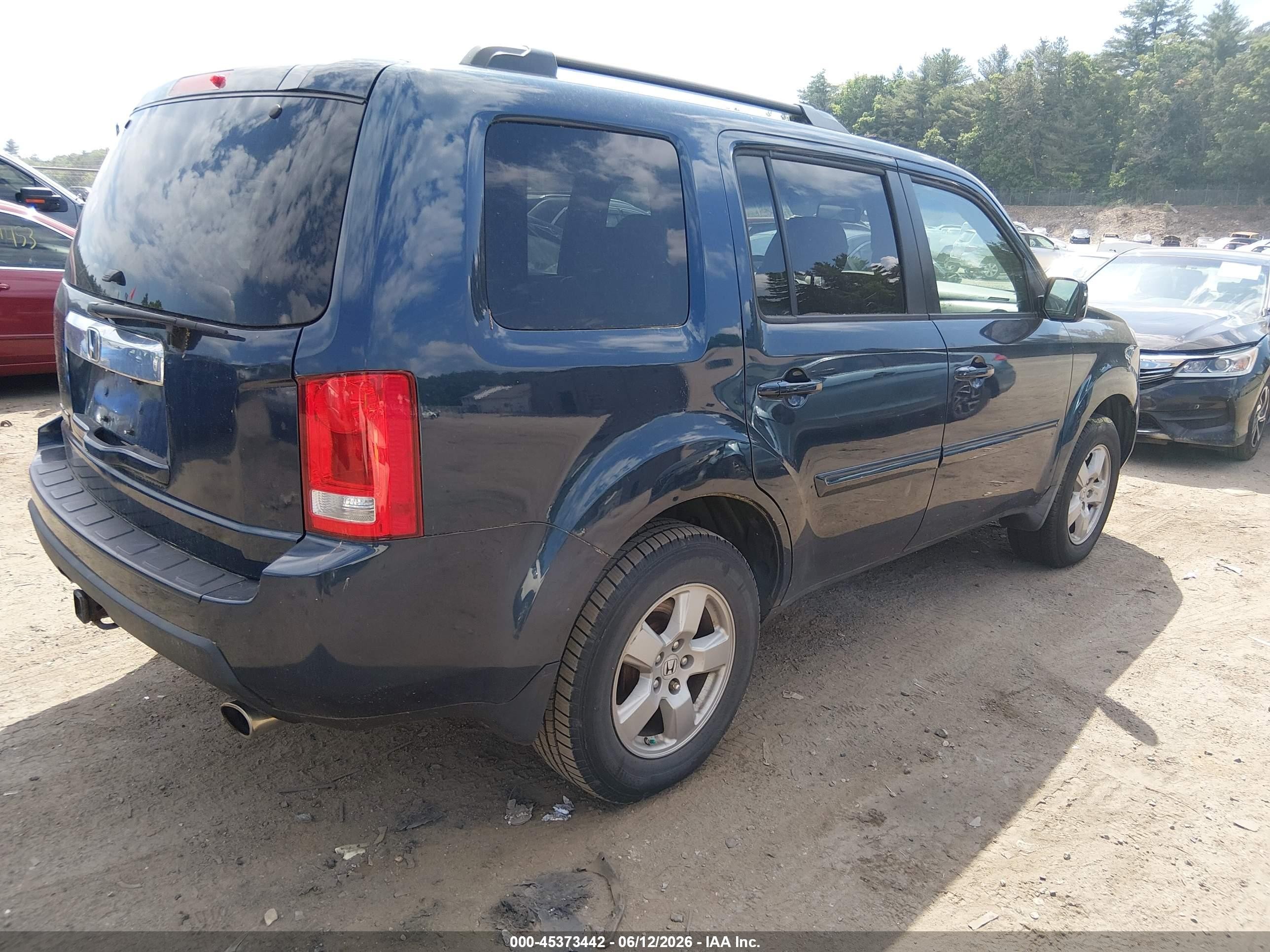 2011 Honda Pilot Ex-l Blue vin: 5FNYF4H53BB014116