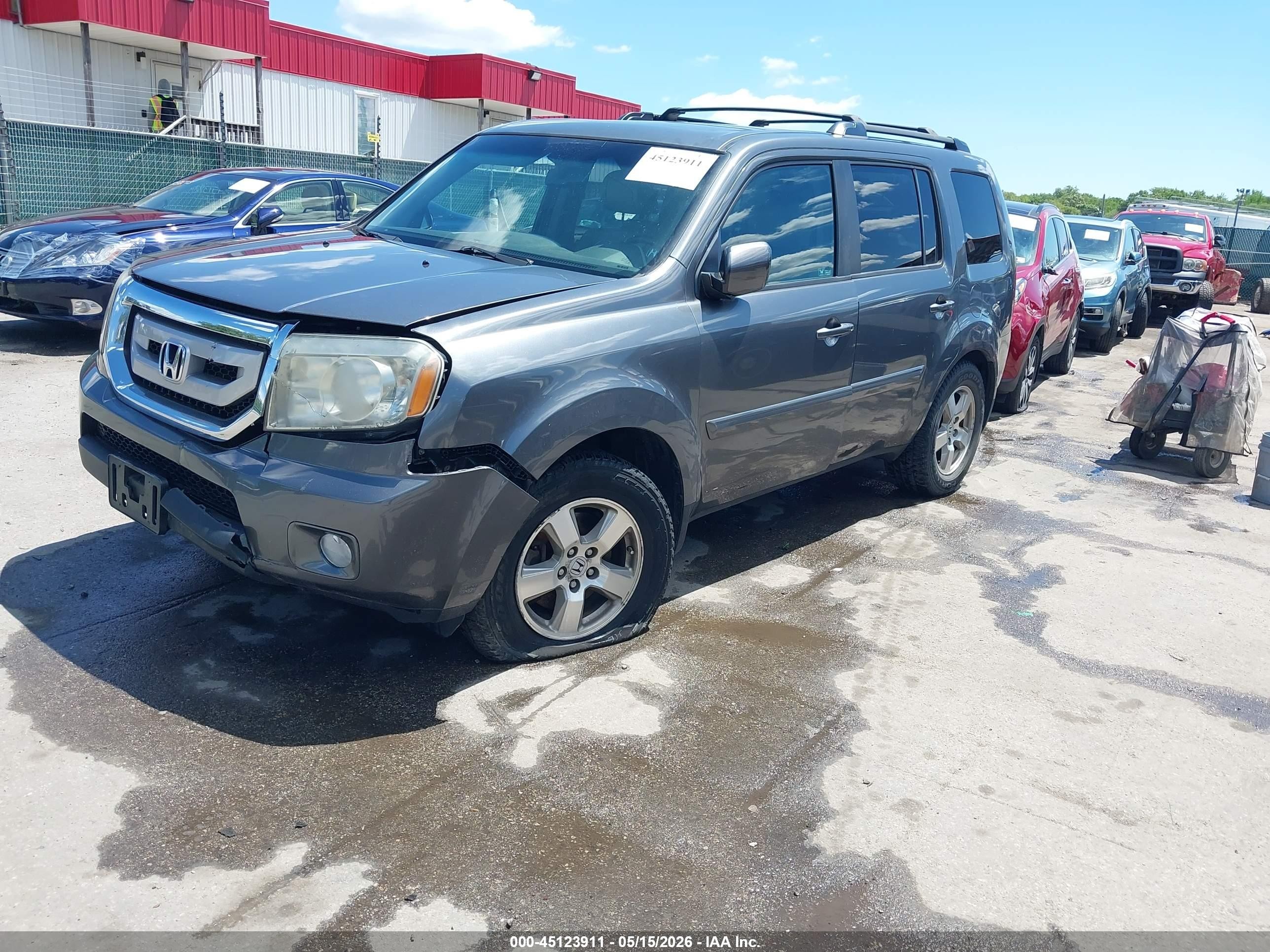 2011 Honda Pilot Ex-l Gray vin: 5FNYF4H53BB039095