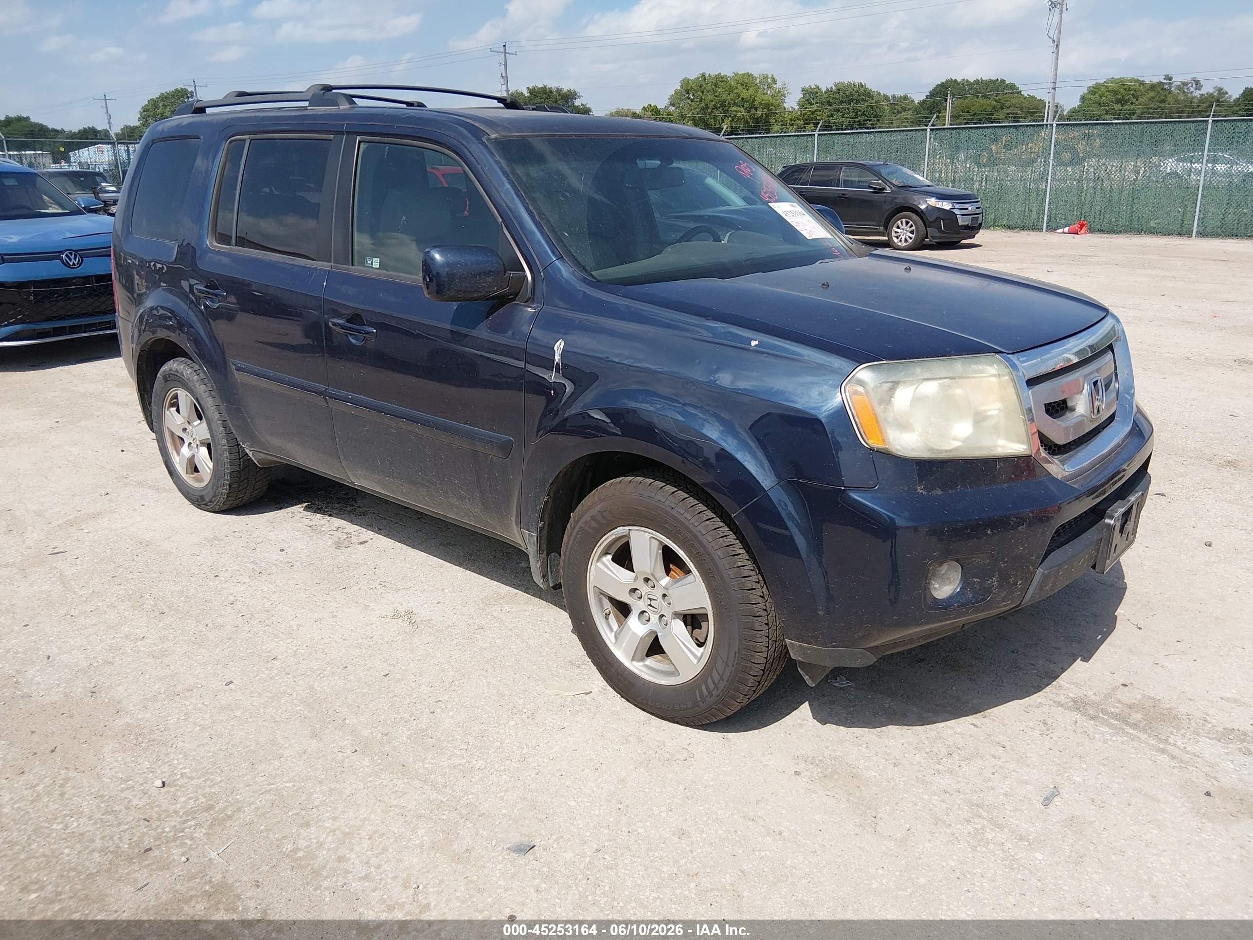 2011 Honda Pilot Ex-l Blue vin: 5FNYF4H53BB049268