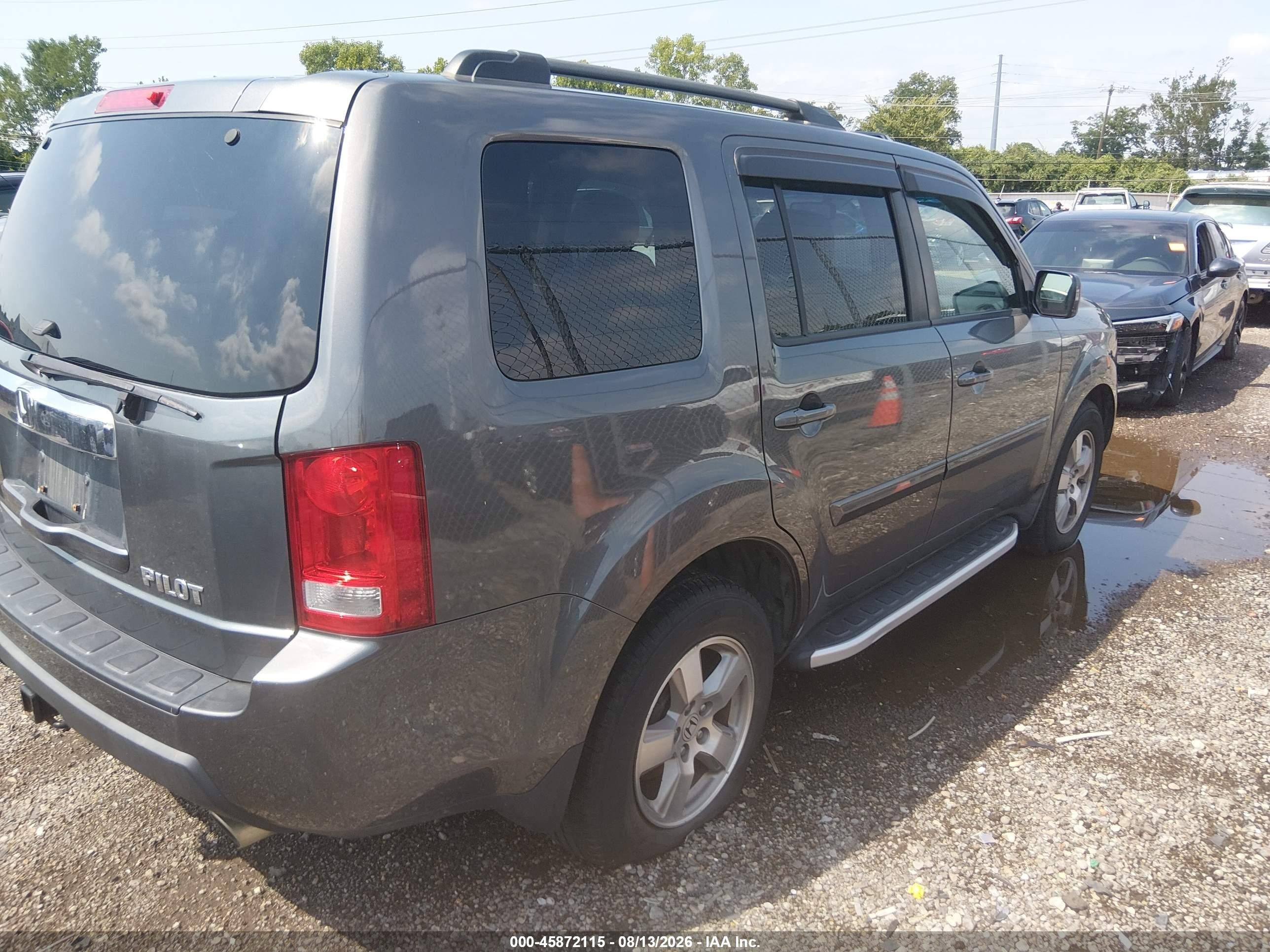 2011 Honda Pilot Ex-l Gray vin: 5FNYF4H53BB049349