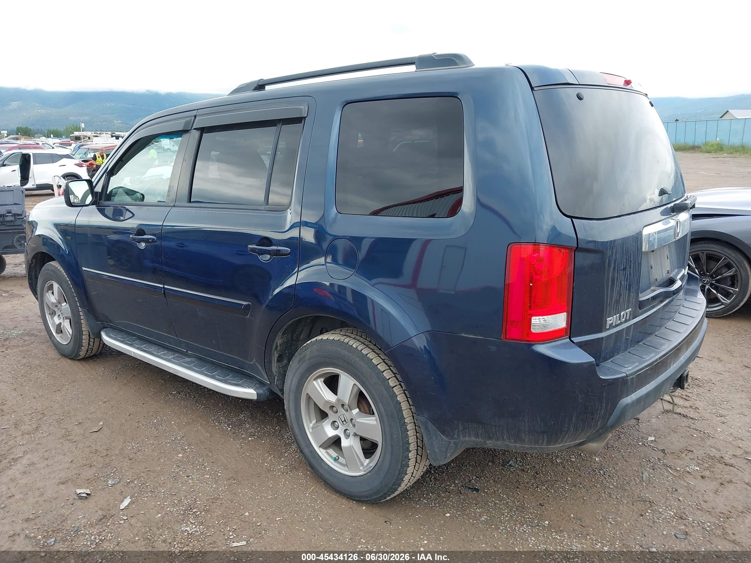 2011 Honda Pilot Ex-l Blue vin: 5FNYF4H53BB100719