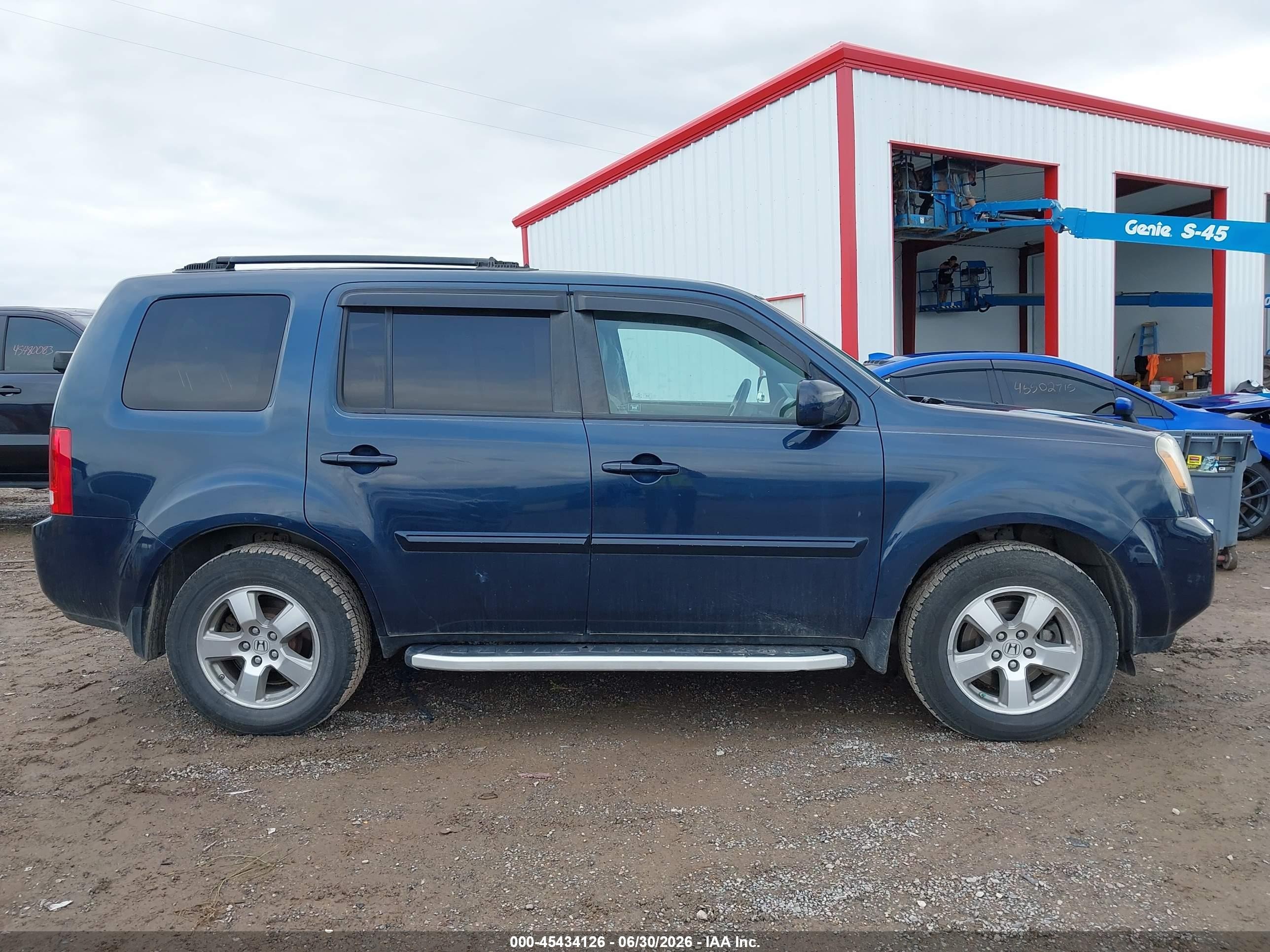 2011 Honda Pilot Ex-l Blue vin: 5FNYF4H53BB100719
