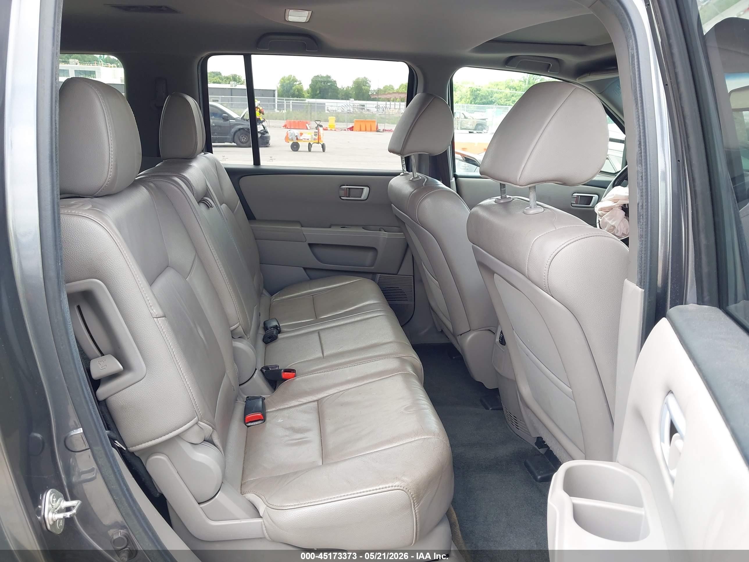 2013 Honda Pilot Ex-l Серый vin: 5FNYF4H53DB040895