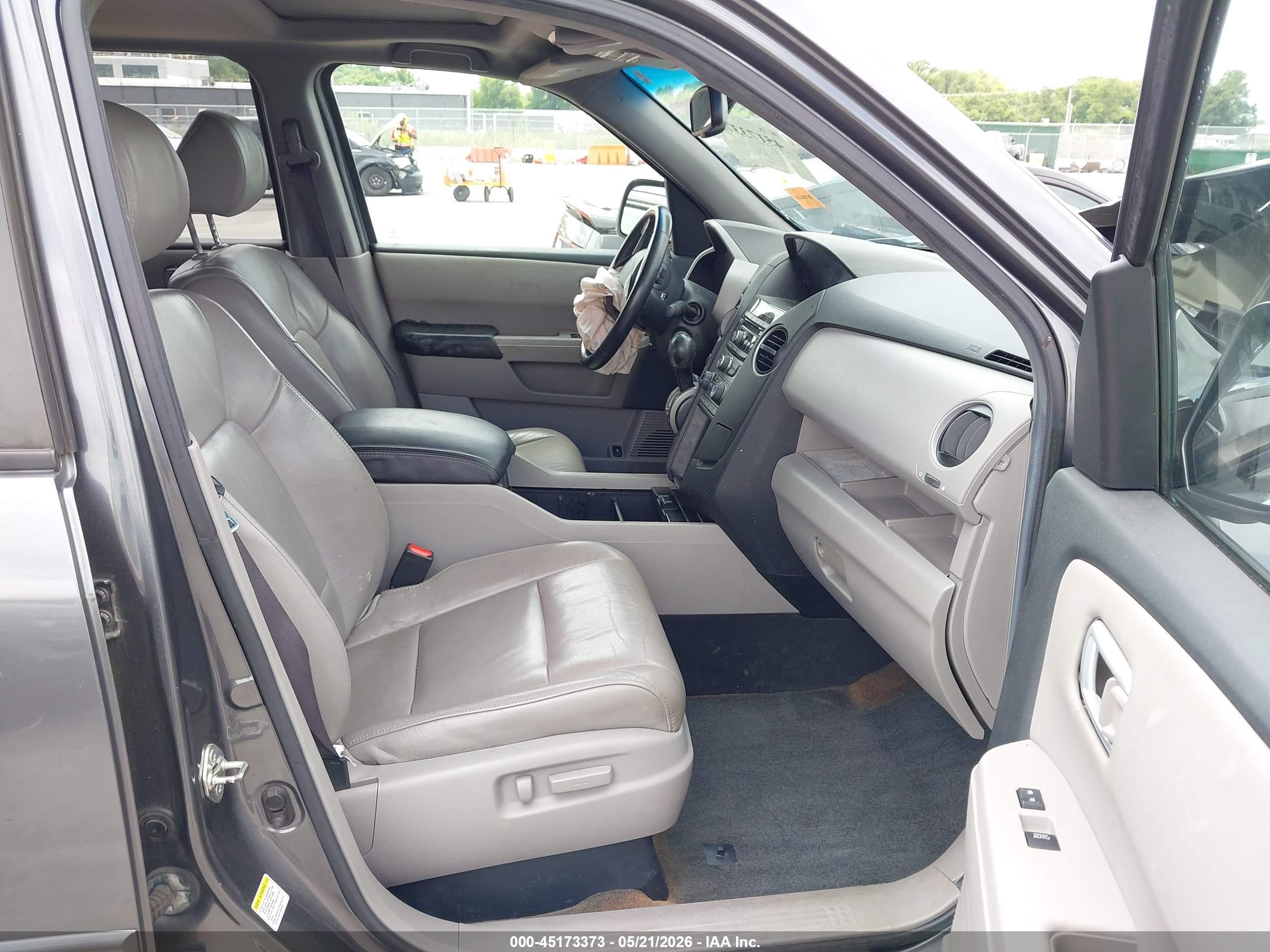 2013 Honda Pilot Ex-l Серый vin: 5FNYF4H53DB040895