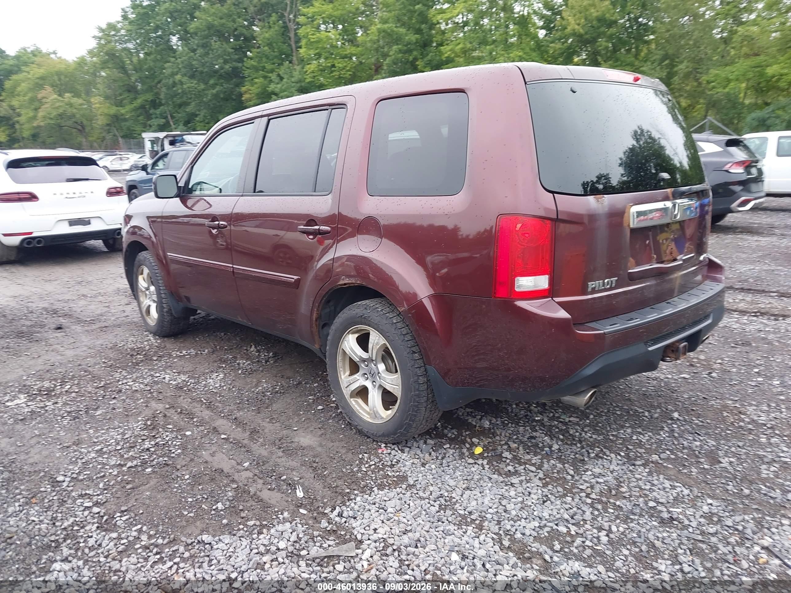 2013 Honda Pilot Ex-l Red vin: 5FNYF4H53DB046132