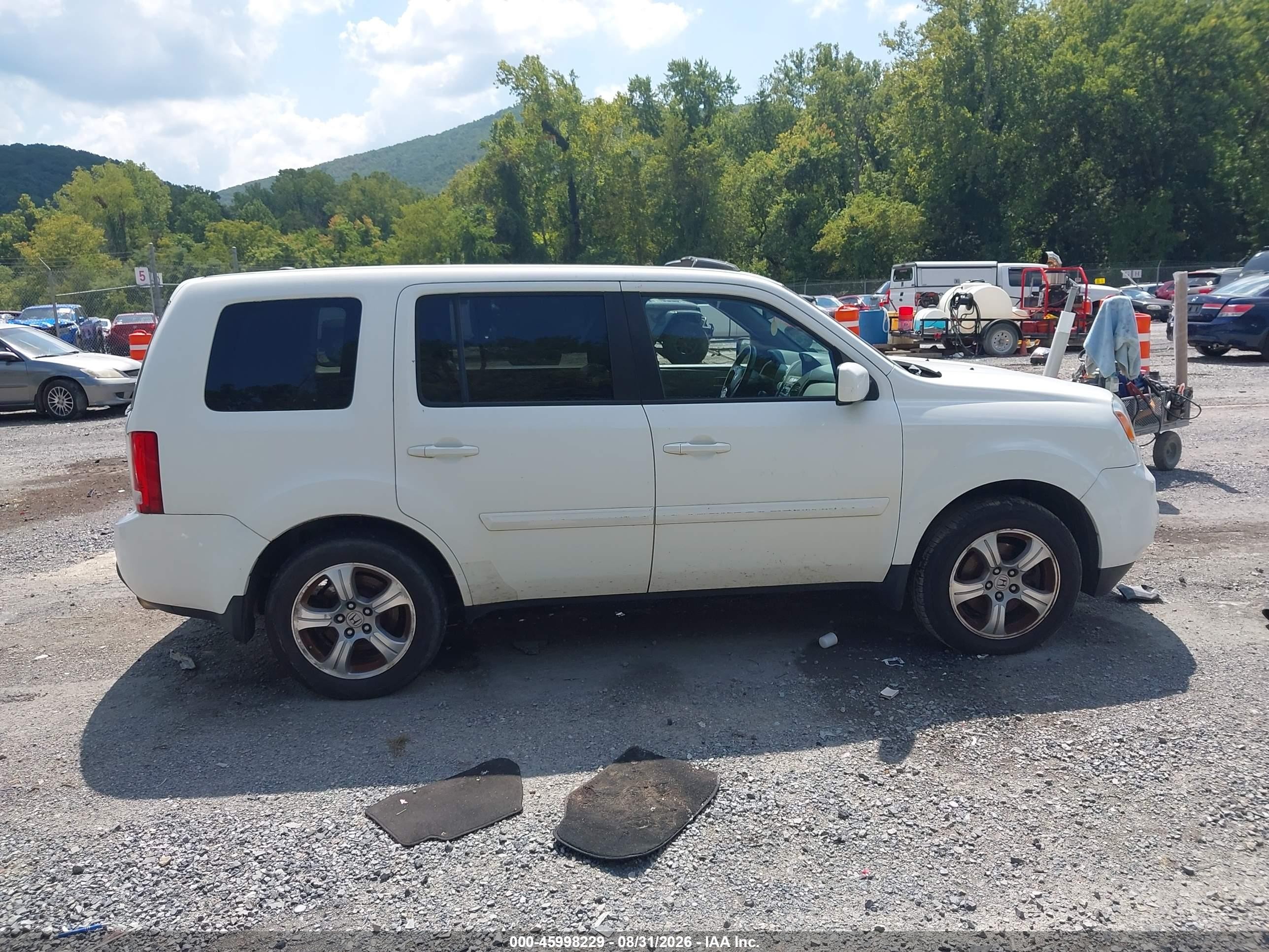 2013 Honda Pilot Ex-l Белый vin: 5FNYF4H53DB068566