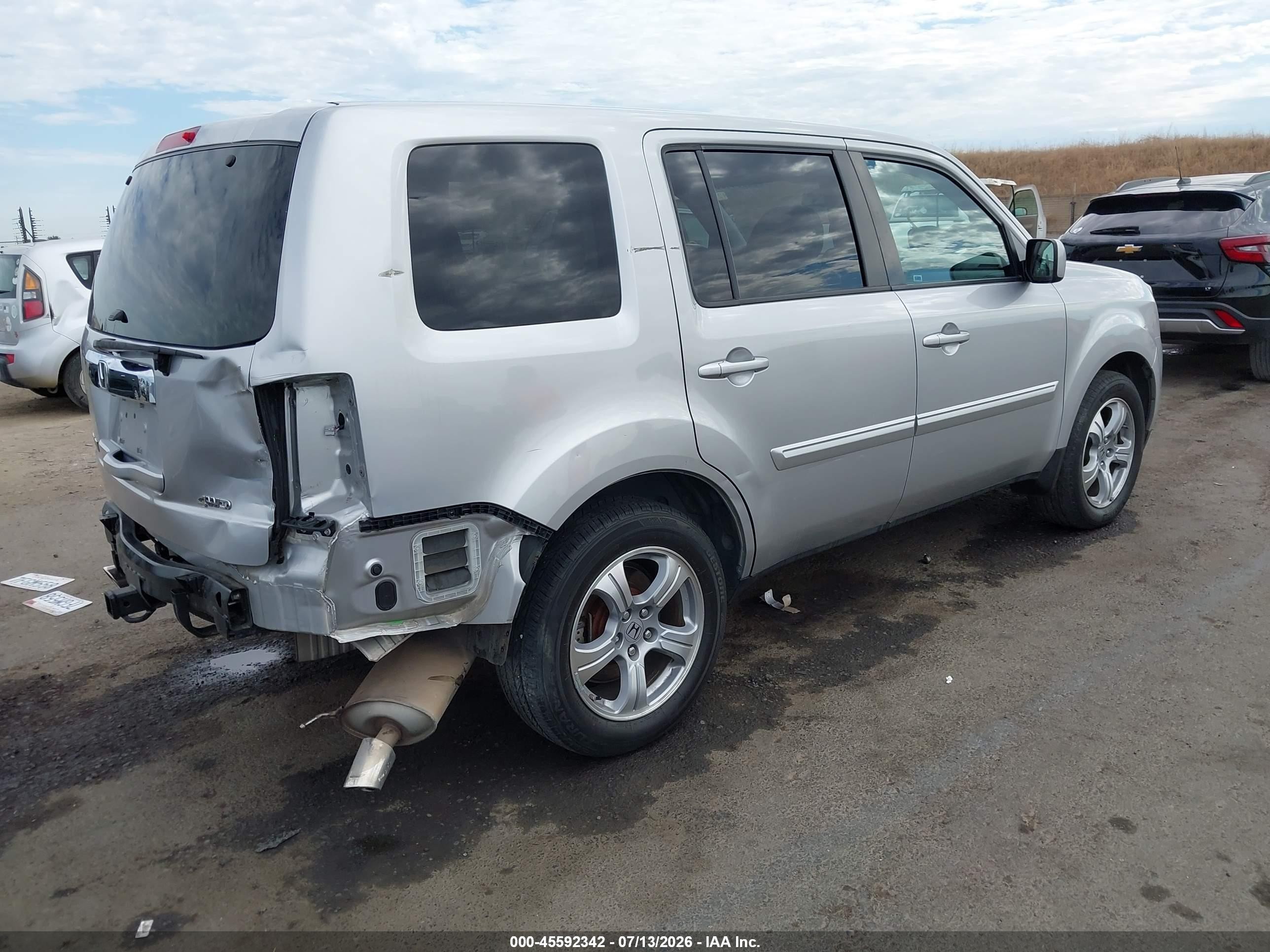 2014 Honda Pilot Ex-l Серебряный vin: 5FNYF4H53EB029087