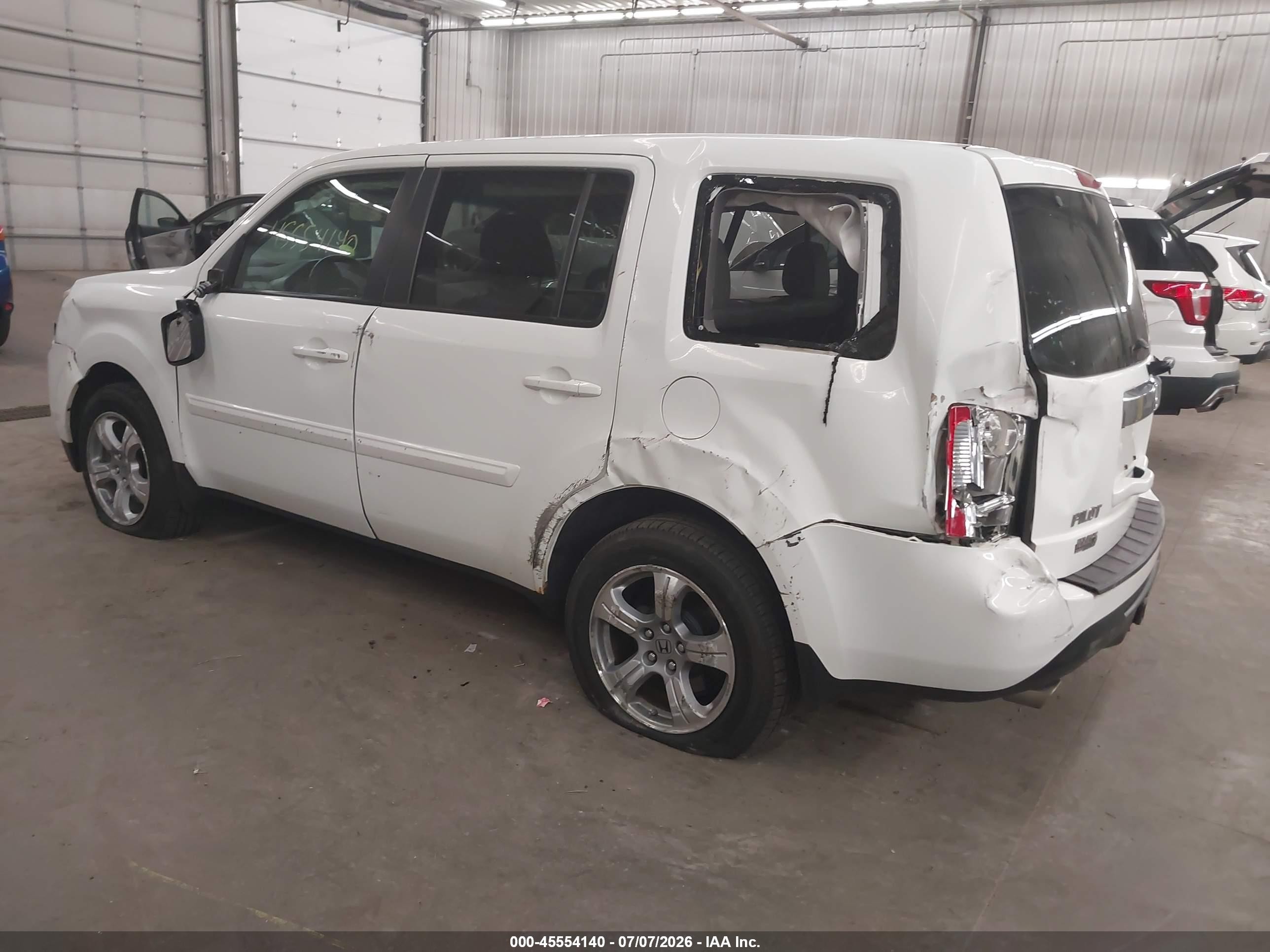 2015 Honda Pilot Ex-l White vin: 5FNYF4H53FB030337