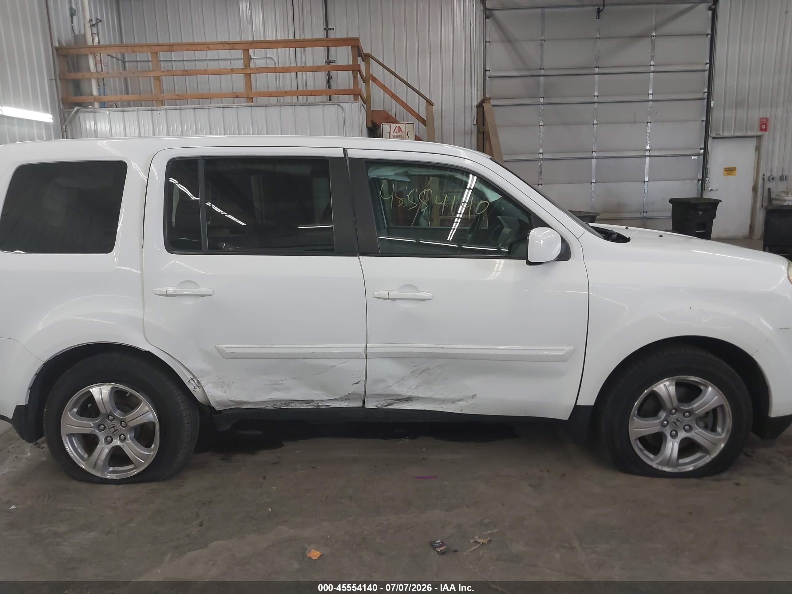 2015 Honda Pilot Ex-l White vin: 5FNYF4H53FB030337