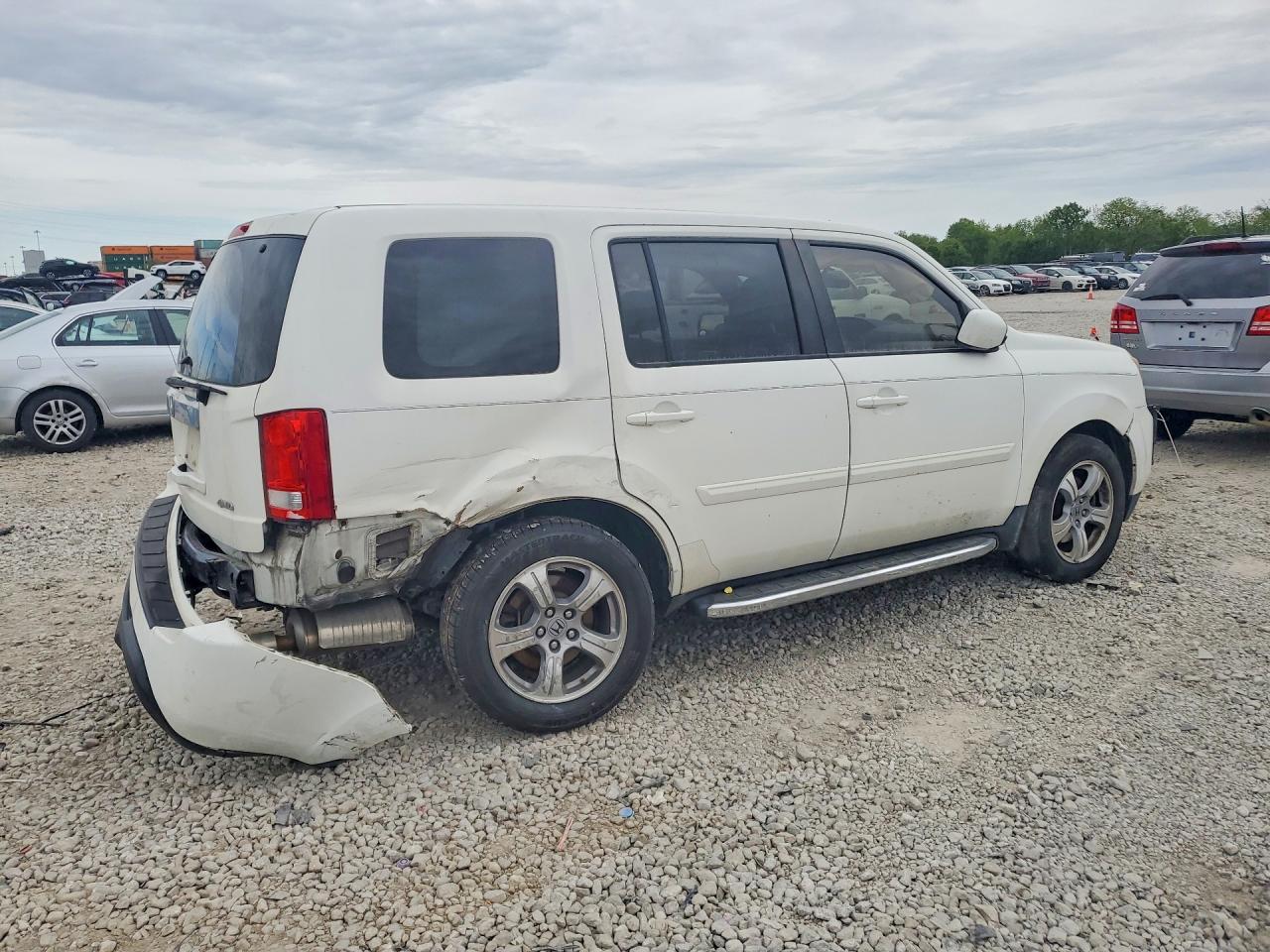2015 Honda Pilot Exl White vin: 5FNYF4H53FB047753