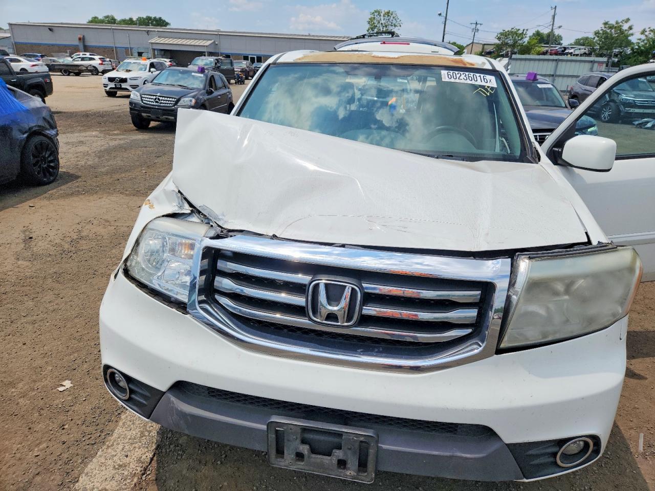 2015 Honda Pilot Exl White vin: 5FNYF4H53FB061202