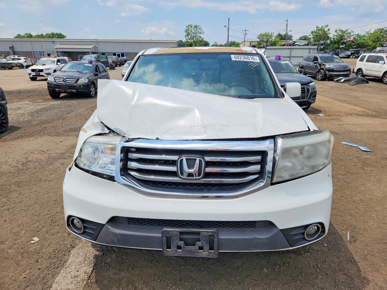 2015 Honda Pilot Exl White vin: 5FNYF4H53FB061202
