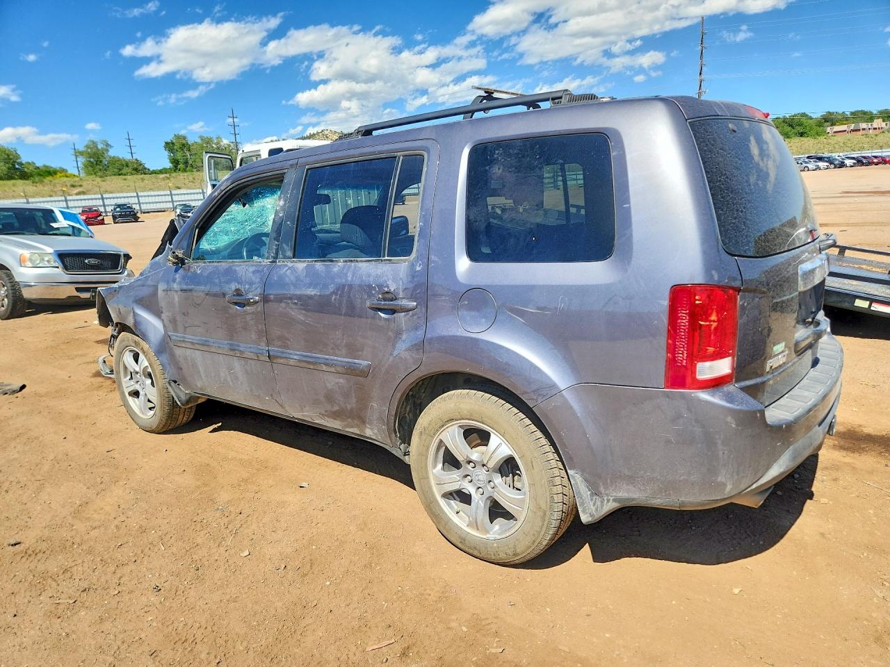2015 Honda Pilot Exl Серый vin: 5FNYF4H53FB077044