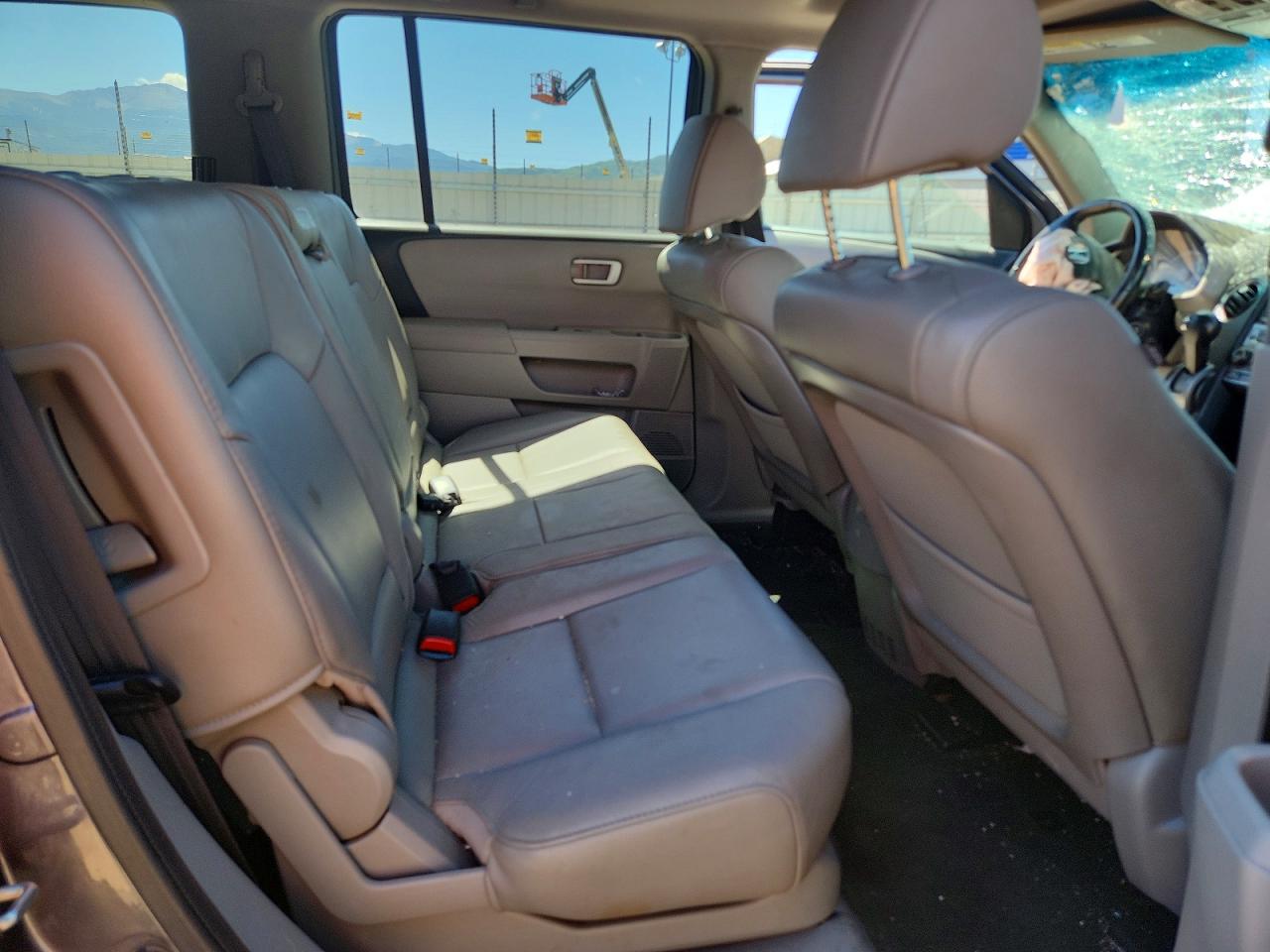2015 Honda Pilot Exl Серый vin: 5FNYF4H53FB077044