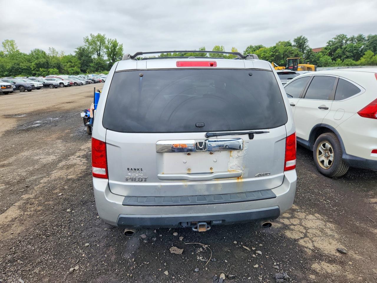 2011 Honda Pilot Exl Серебряный vin: 5FNYF4H54BB017736