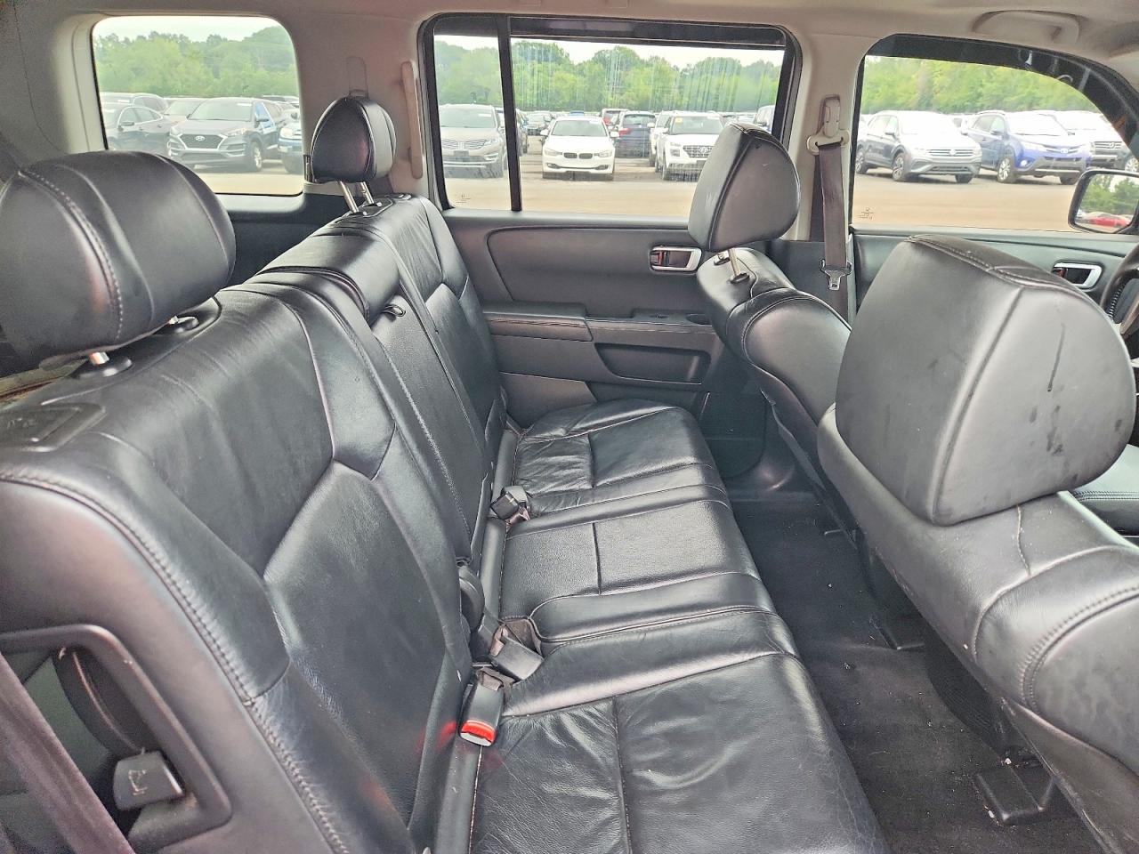 2011 Honda Pilot Exl Серебряный vin: 5FNYF4H54BB017736
