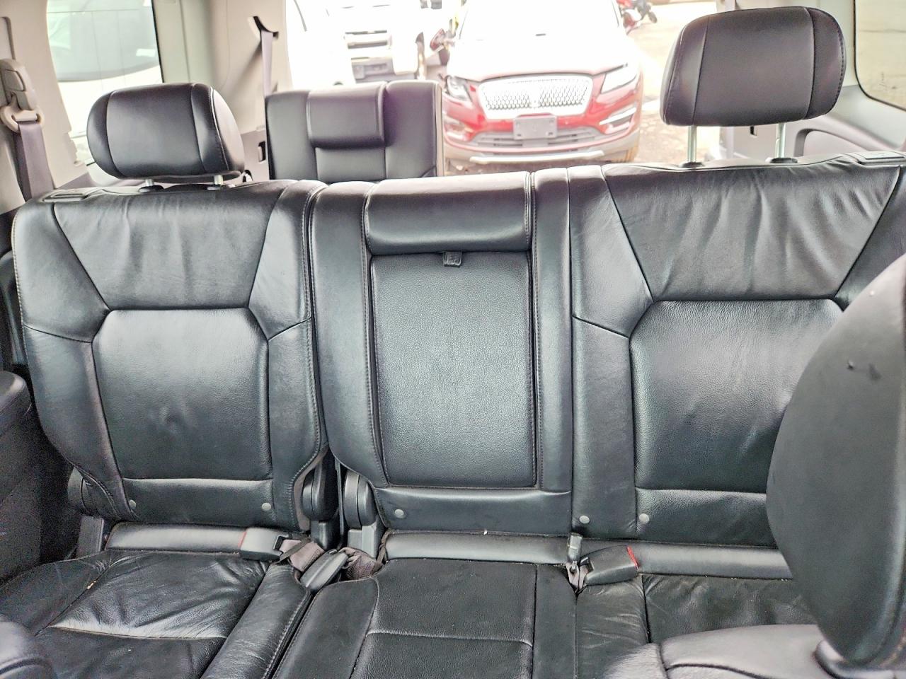 2011 Honda Pilot Exl Серебряный vin: 5FNYF4H54BB017736