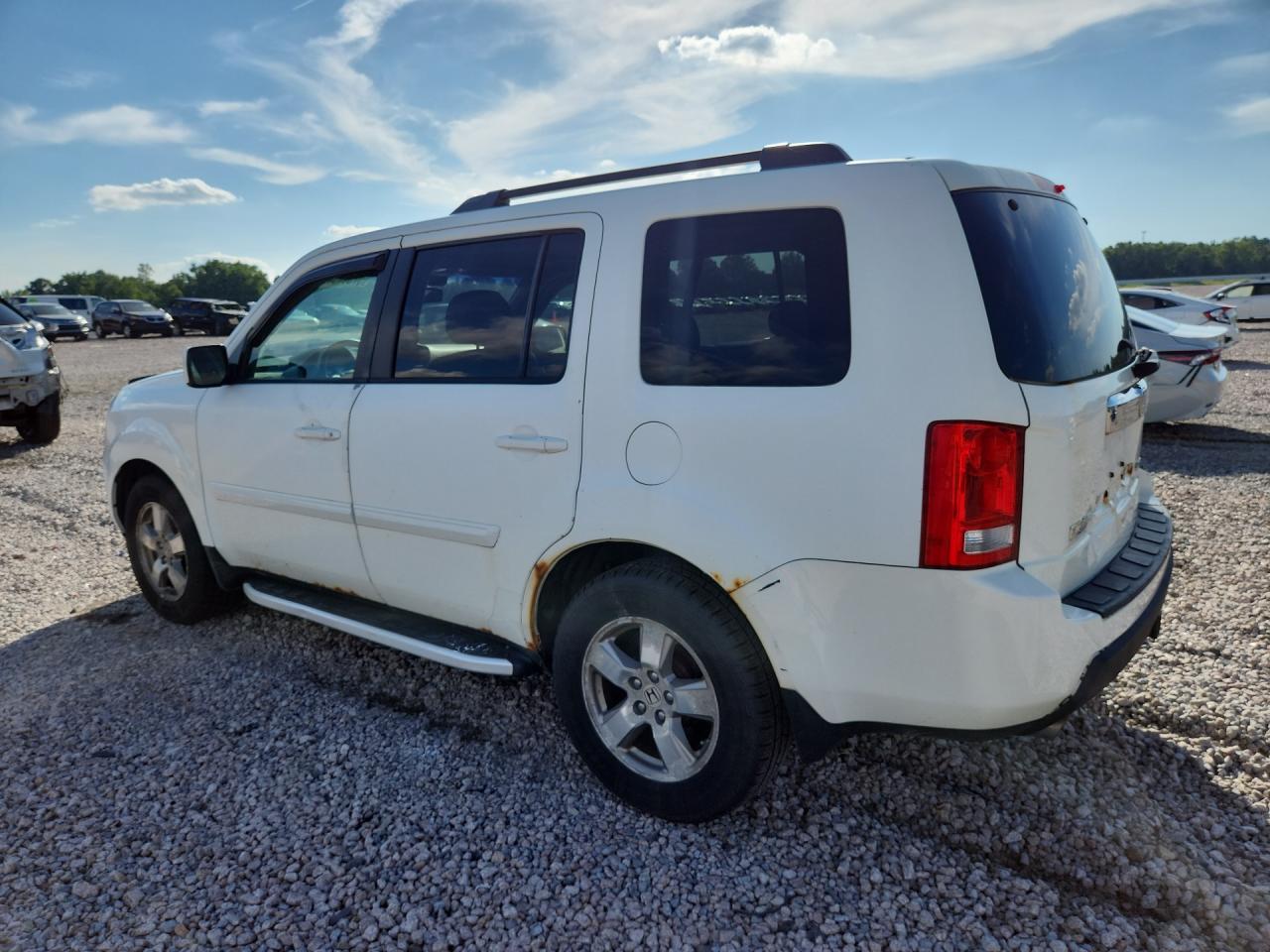 2011 Honda Pilot Exl White vin: 5FNYF4H54BB020409