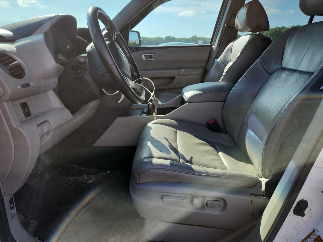 2011 Honda Pilot Exl White vin: 5FNYF4H54BB020409