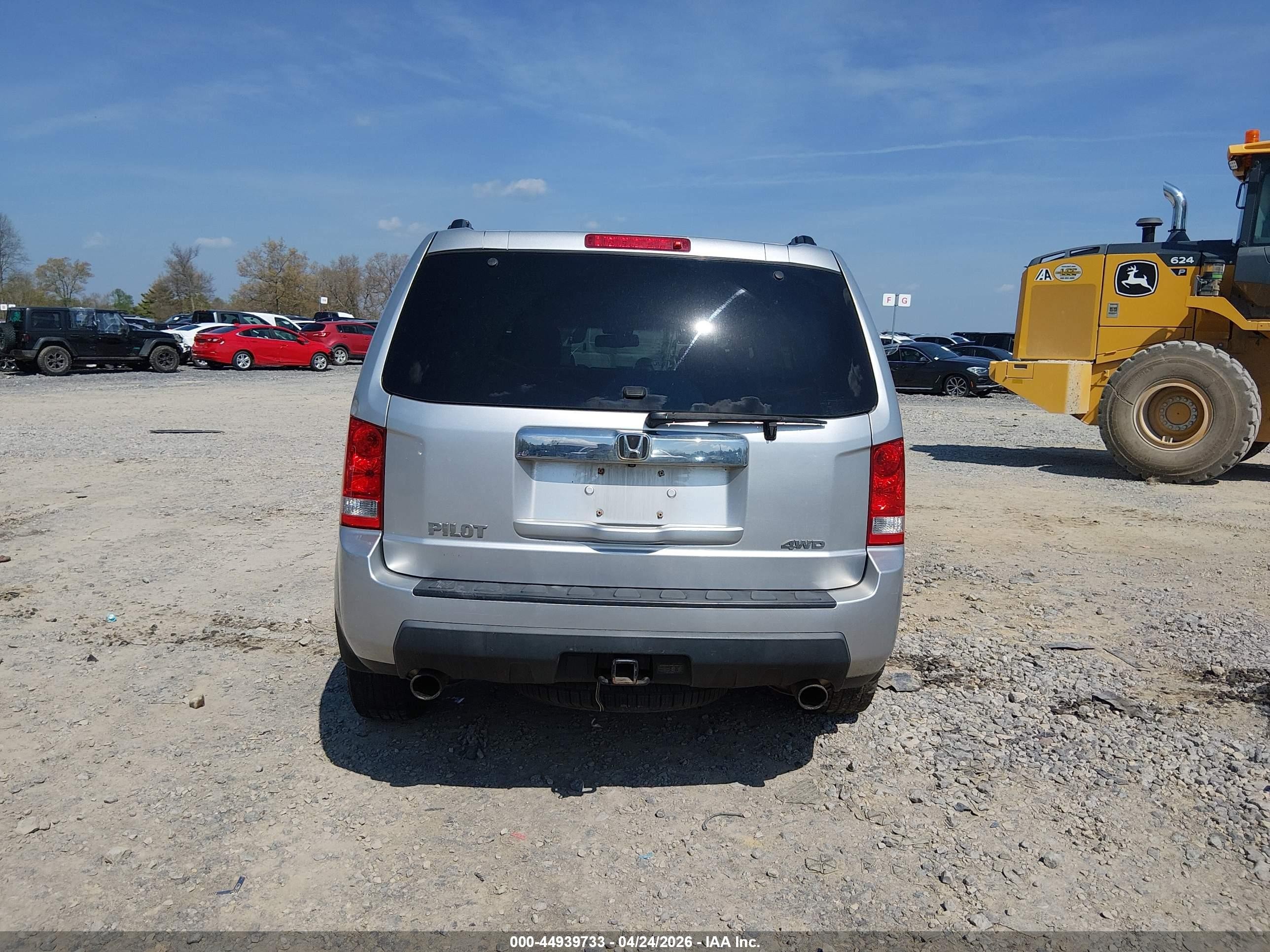 2011 Honda Pilot Ex-l Silver vin: 5FNYF4H54BB058867