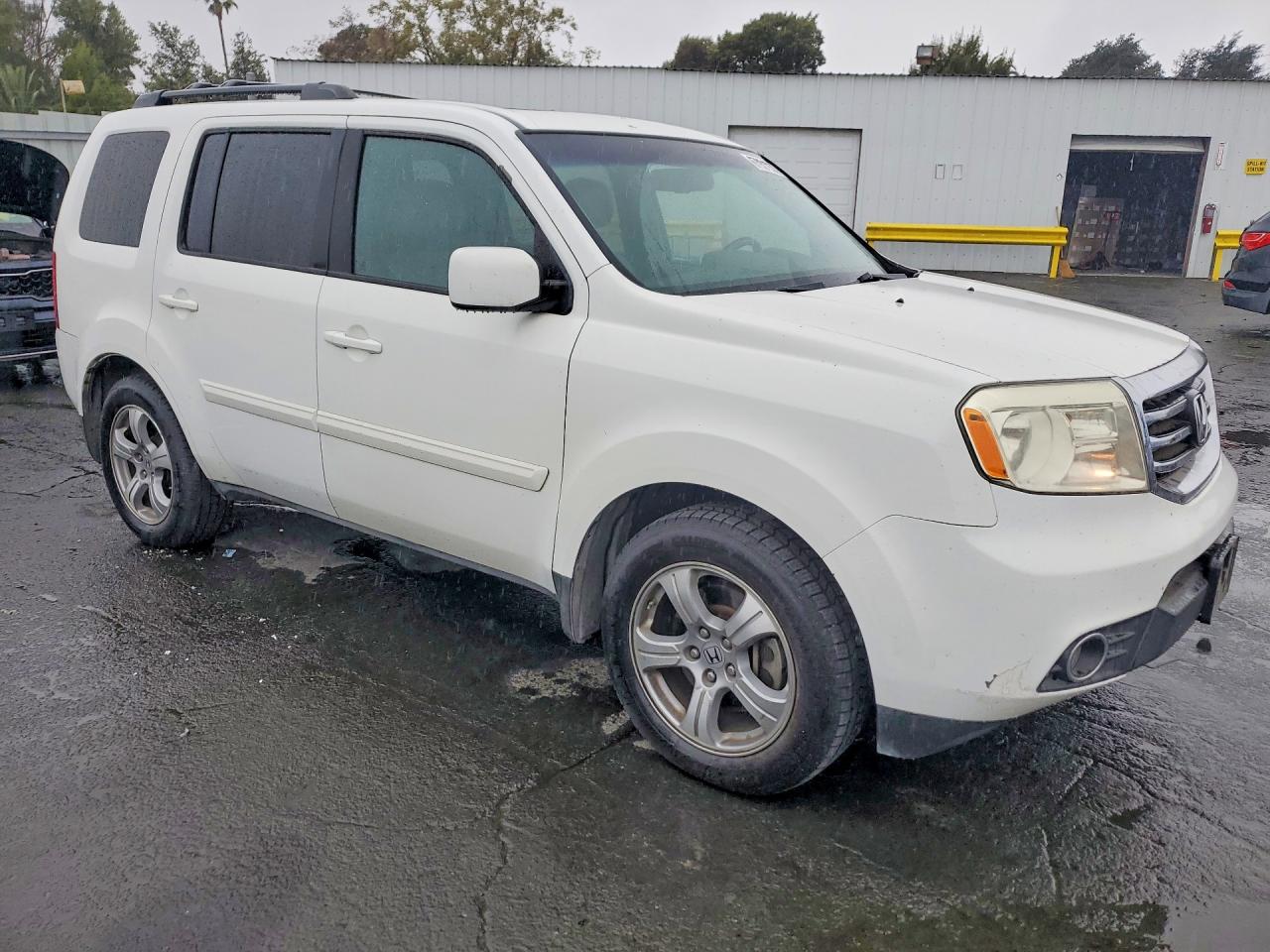 2014 Honda Pilot Exl Белый vin: 5FNYF4H54EB035710