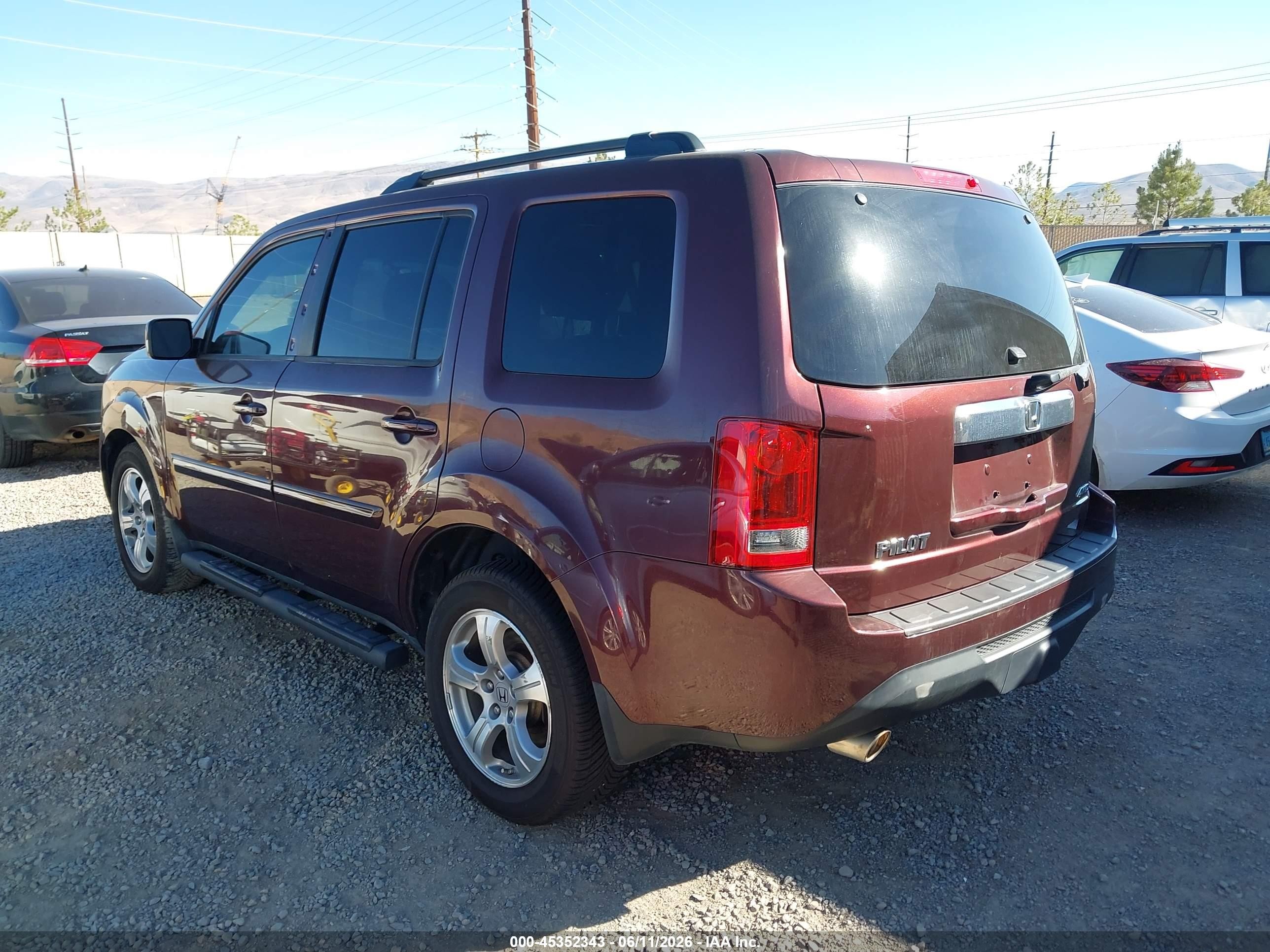 2015 Honda Pilot Ex-l Maroon vin: 5FNYF4H54FB036650