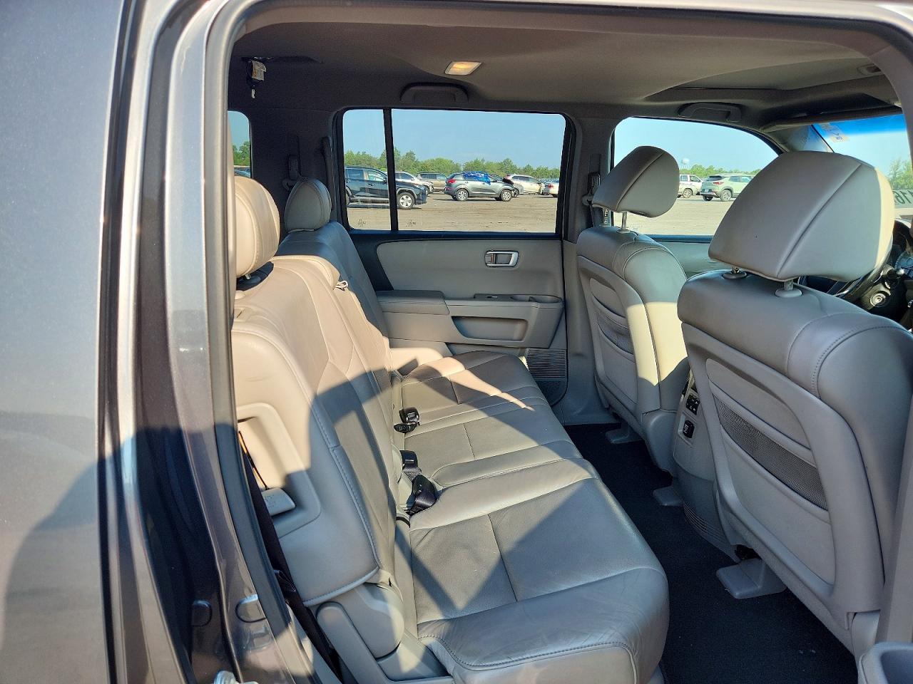 2010 Honda Pilot Exl Gray vin: 5FNYF4H55AB010812
