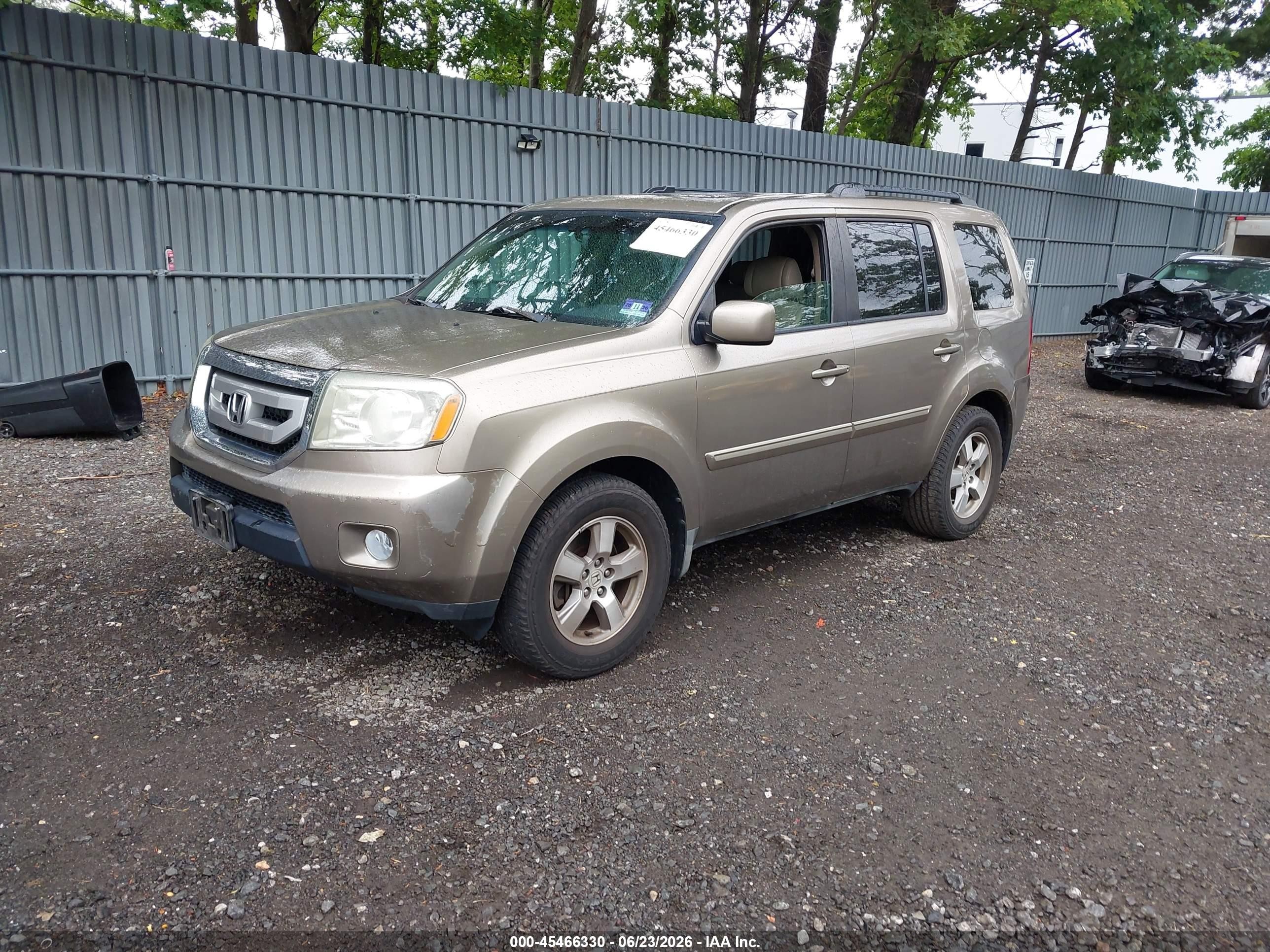 2010 Honda Pilot Ex-l Gold vin: 5FNYF4H55AB023740