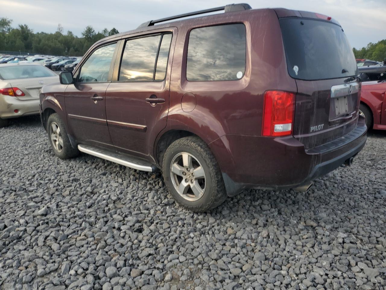 2010 Honda Pilot Exl Burgundy vin: 5FNYF4H55AB037573