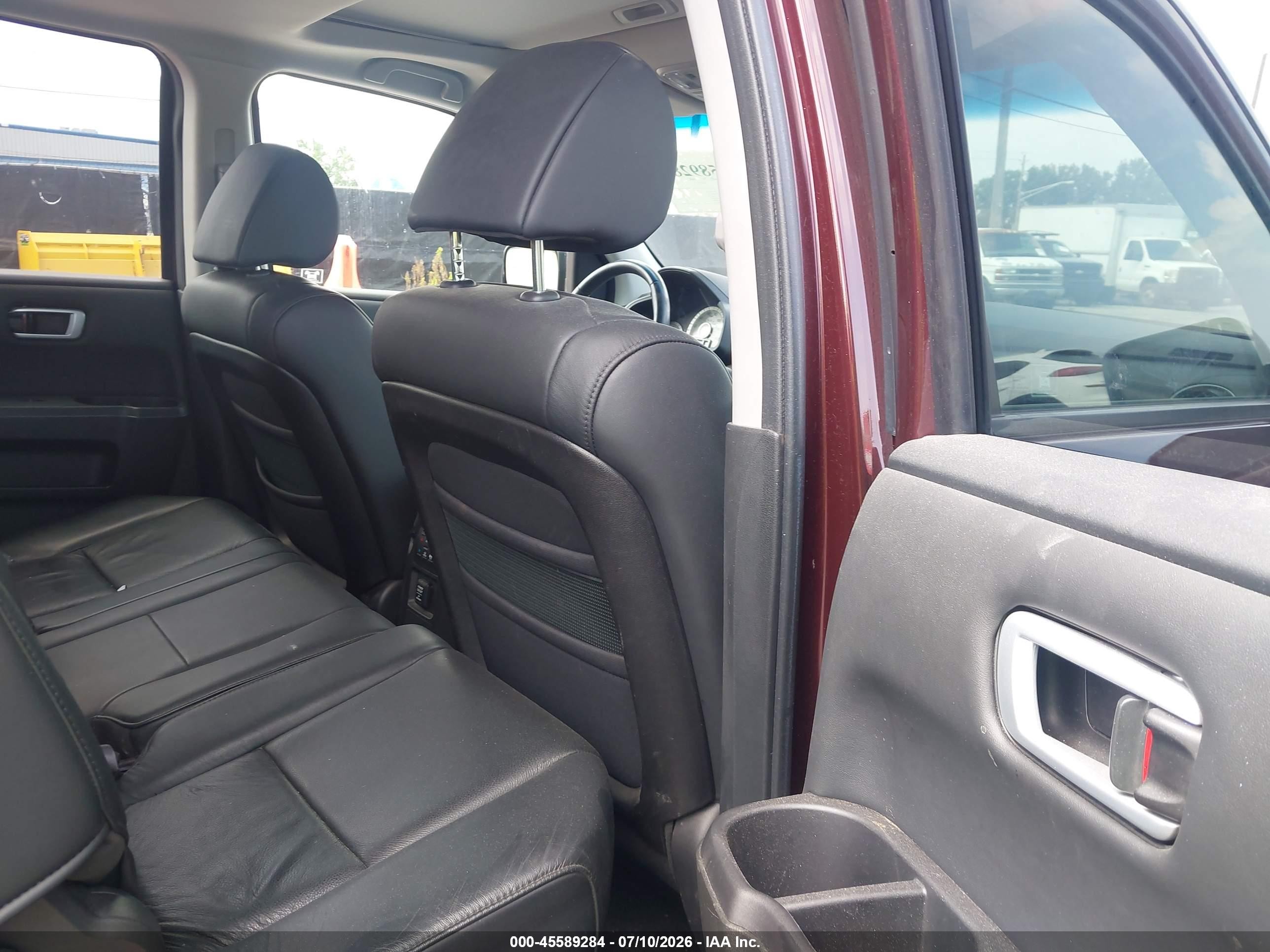 2011 Honda Pilot Ex-l Burgundy vin: 5FNYF4H55BB001464