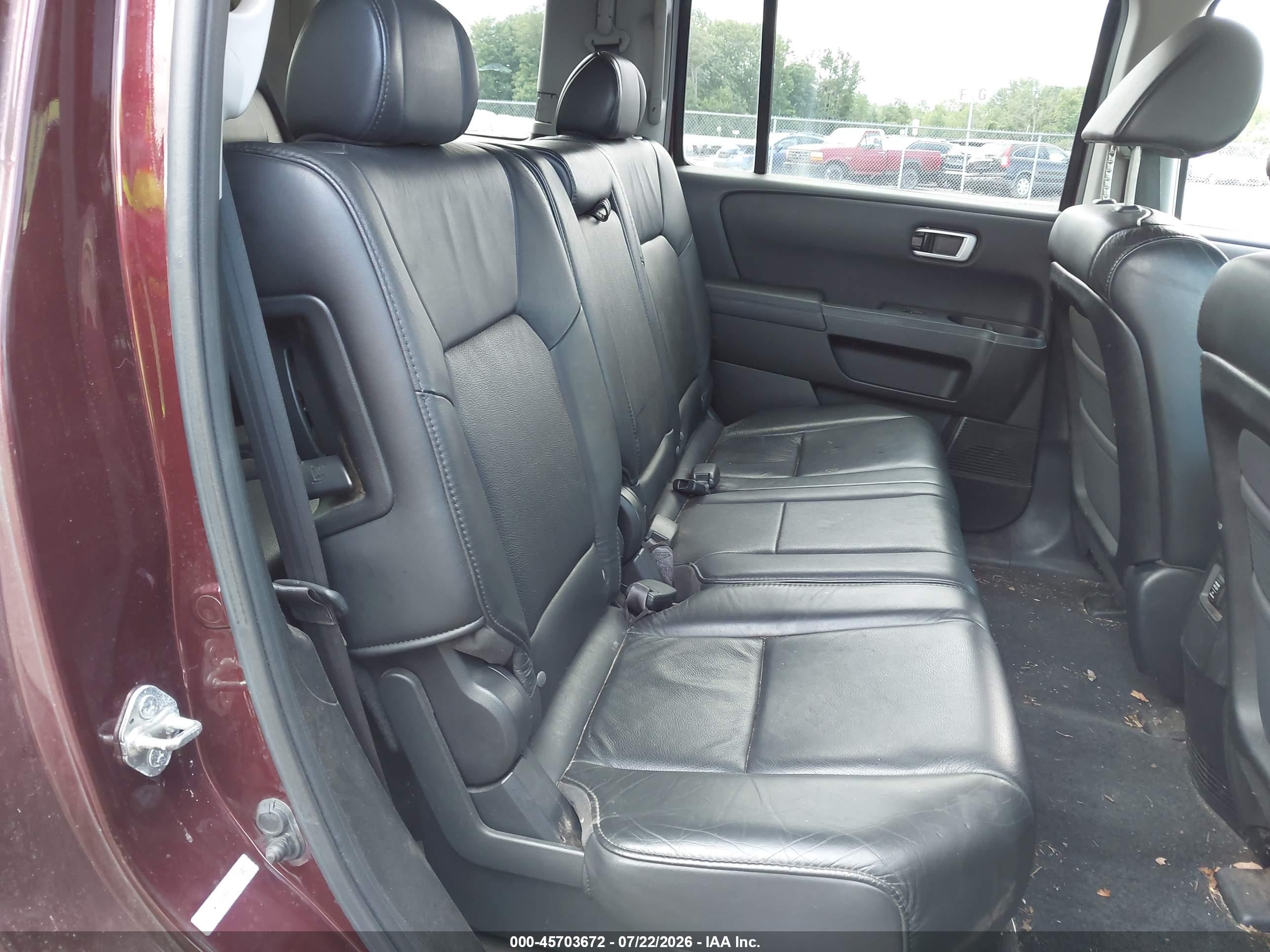 2011 Honda Pilot Ex-l Maroon vin: 5FNYF4H55BB035582