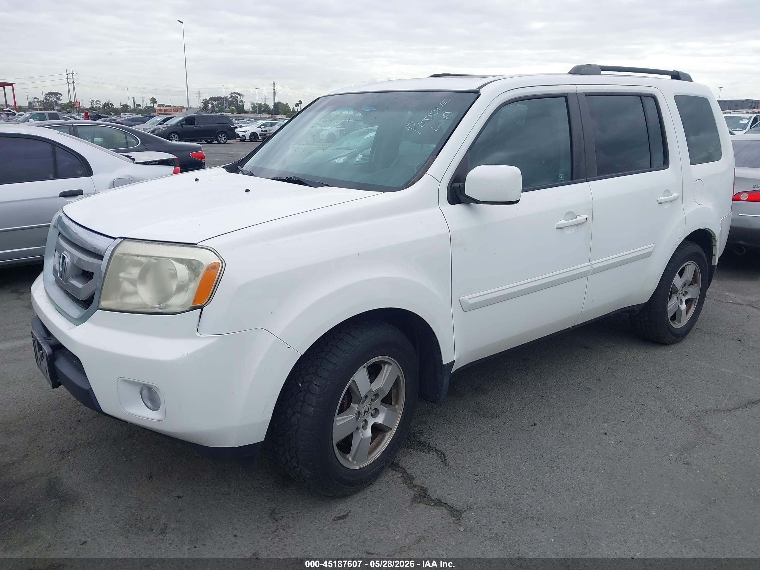 2011 Honda Pilot Ex-l White vin: 5FNYF4H55BB045626