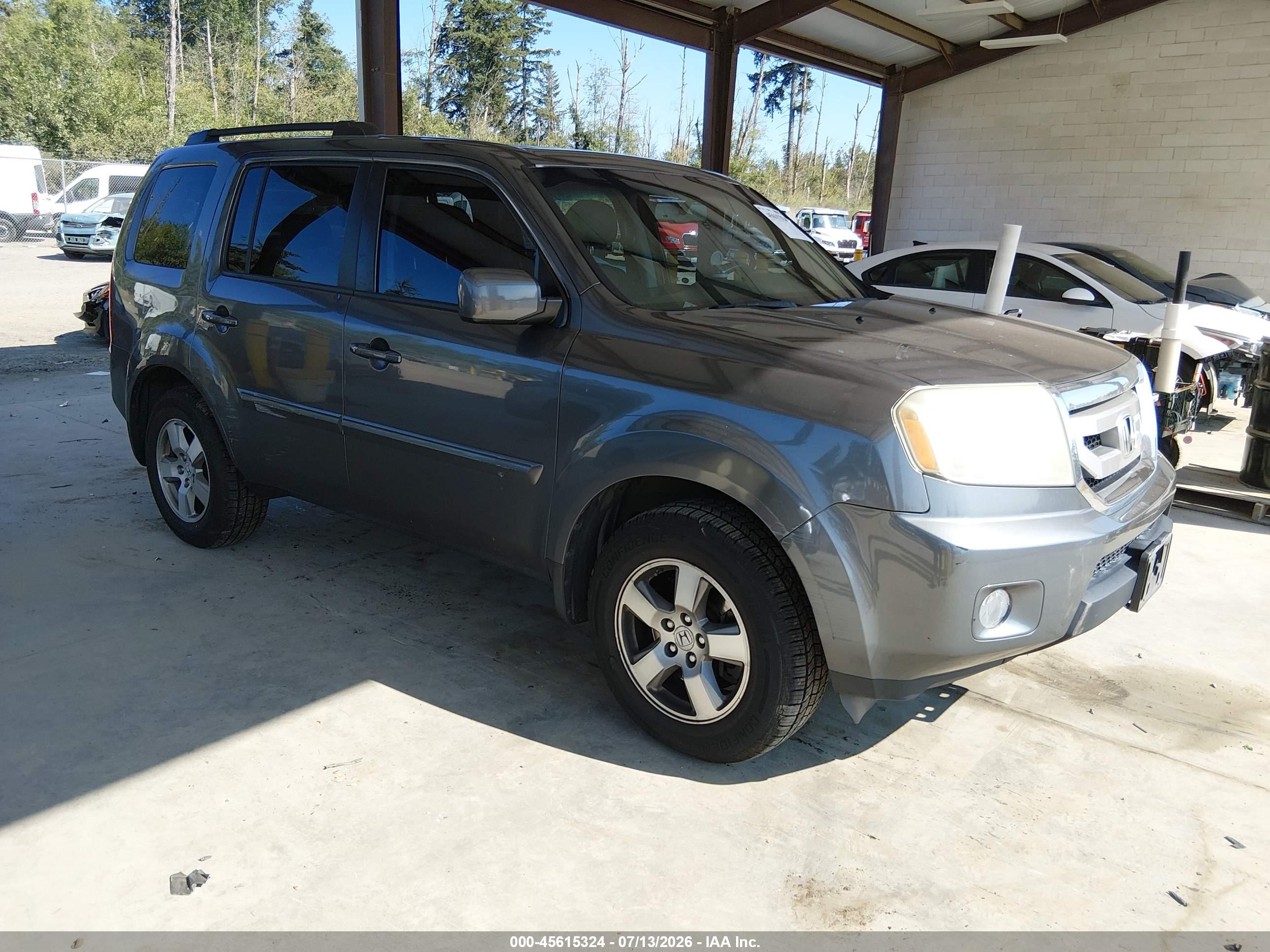 2011 Honda Pilot Ex-l Gray vin: 5FNYF4H55BB052950