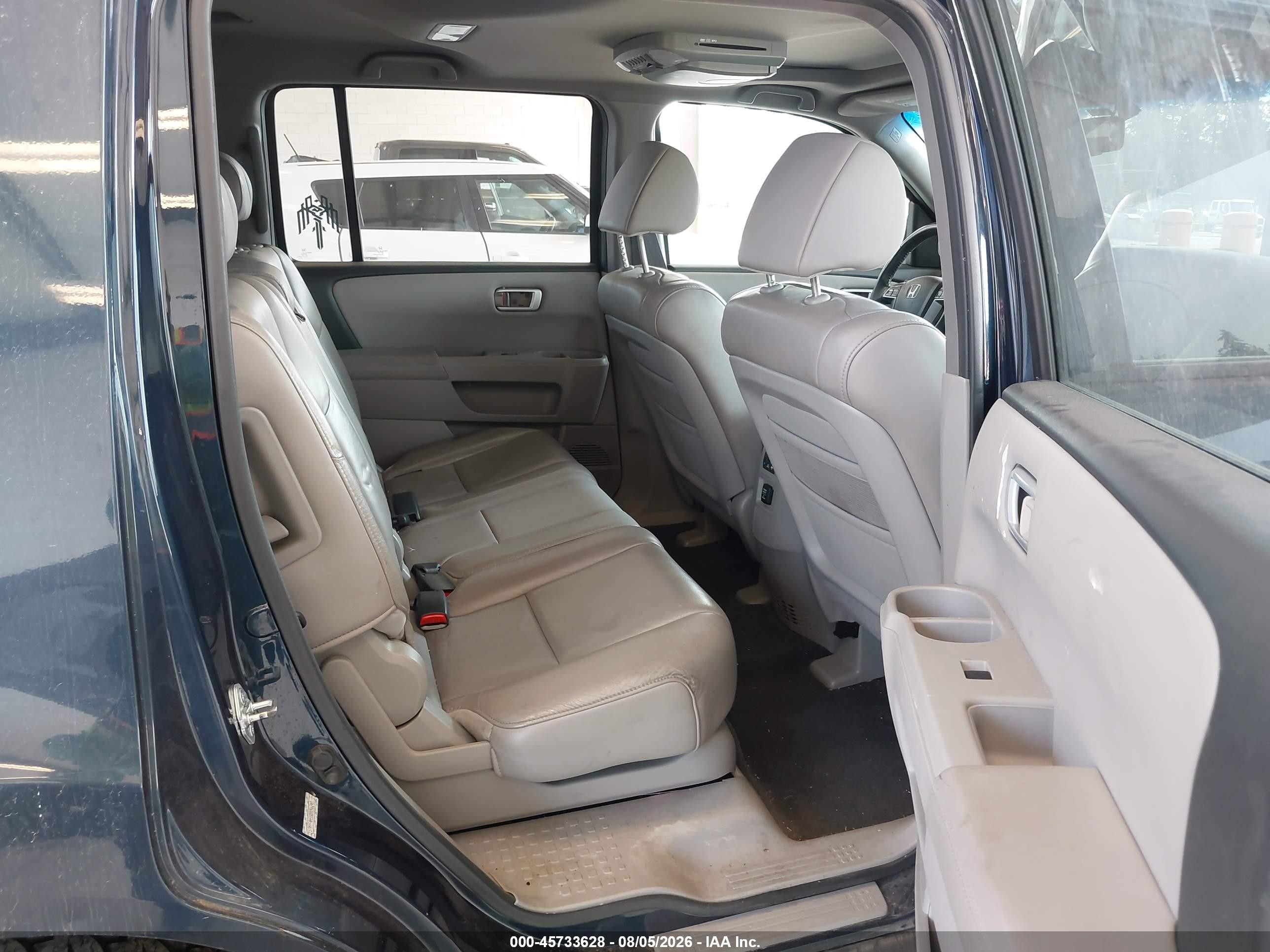 2011 Honda Pilot Ex-l Dark Blue vin: 5FNYF4H55BB056240