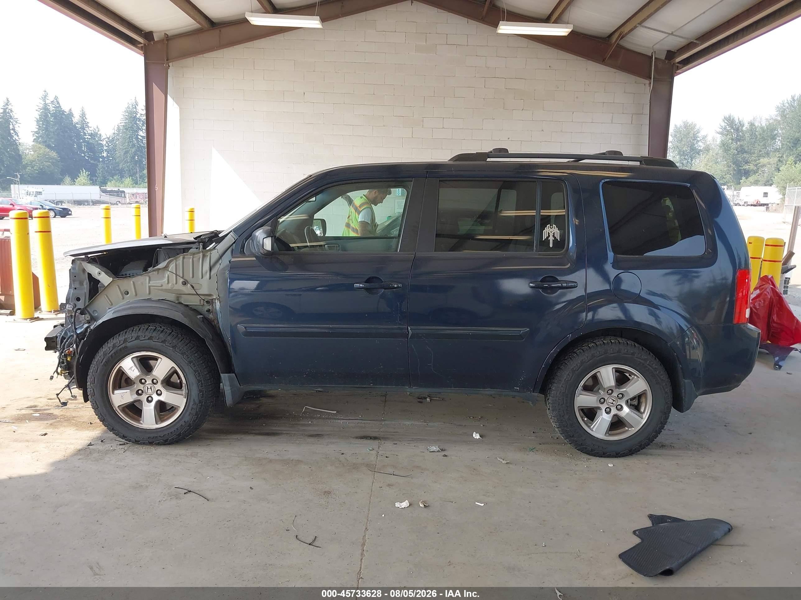 2011 Honda Pilot Ex-l Dark Blue vin: 5FNYF4H55BB056240