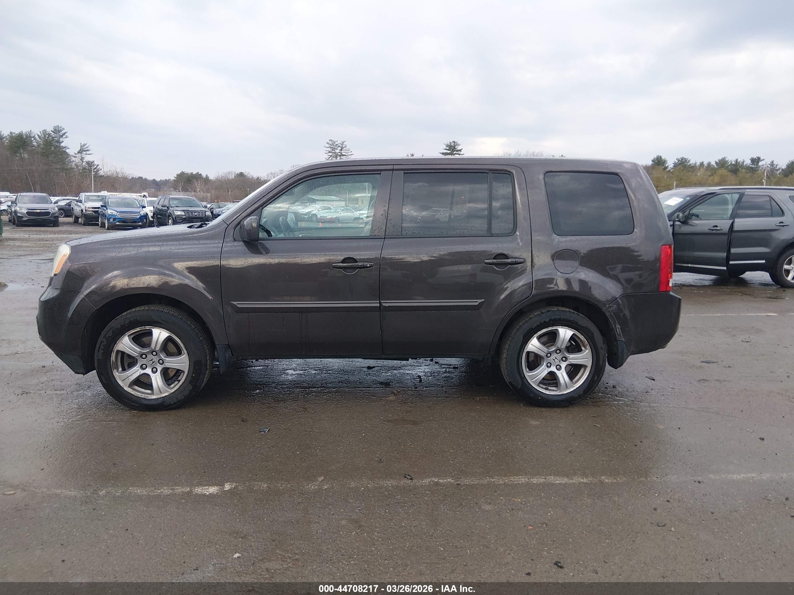 2013 Honda Pilot Ex-l Brown vin: 5FNYF4H55DB010233
