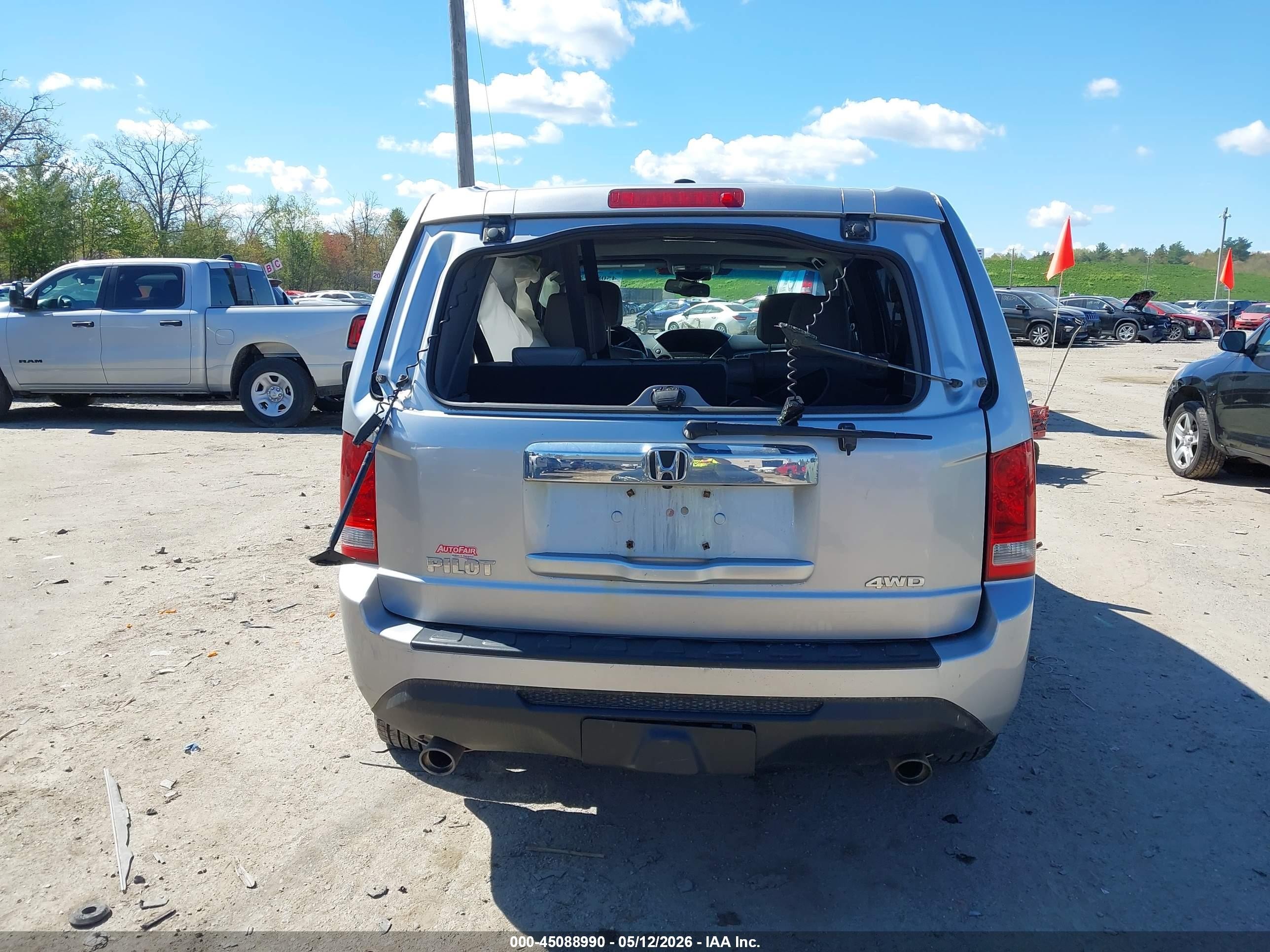 2013 Honda Pilot Ex-l Серебряный vin: 5FNYF4H55DB040378