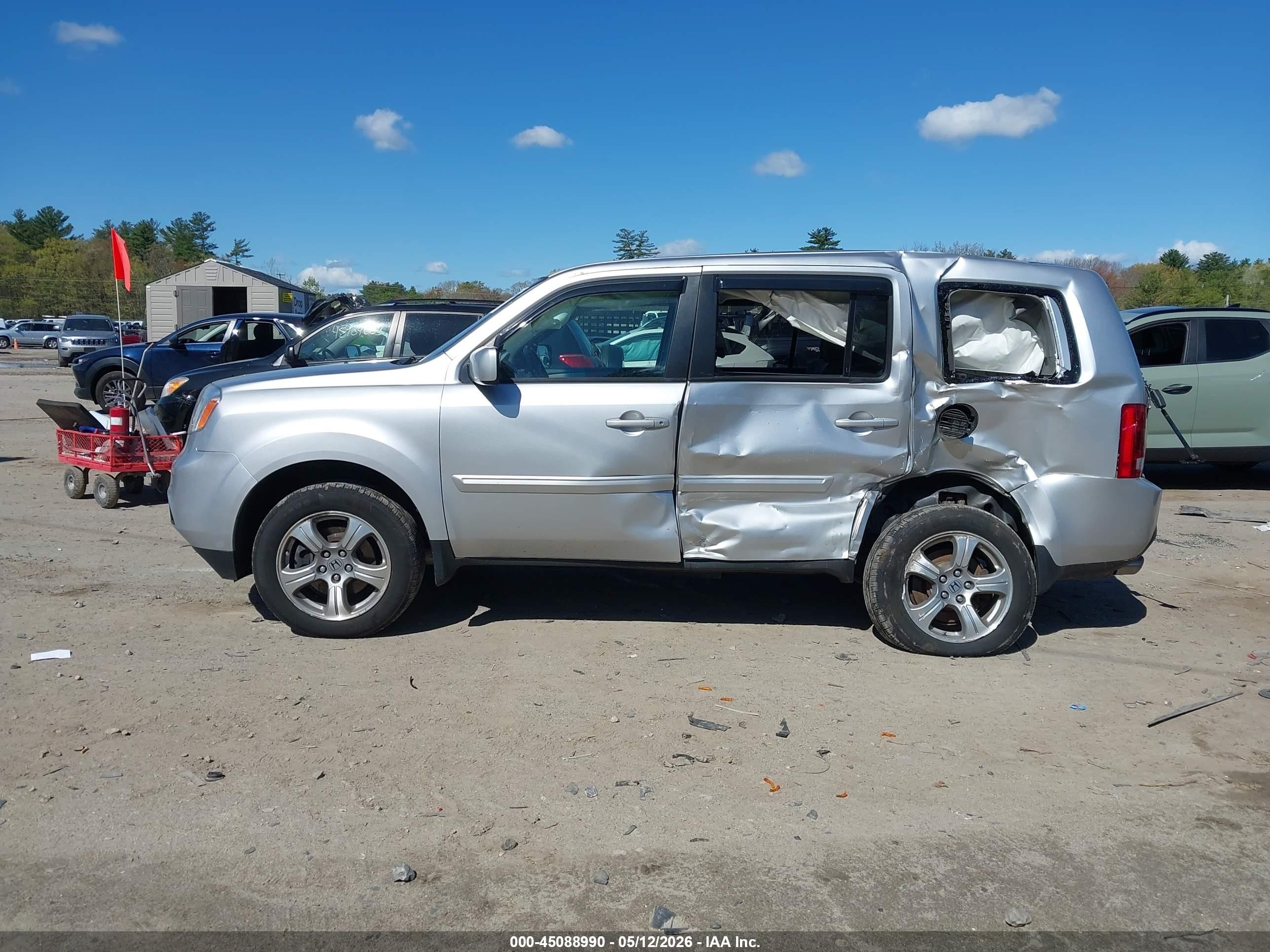 2013 Honda Pilot Ex-l Серебряный vin: 5FNYF4H55DB040378